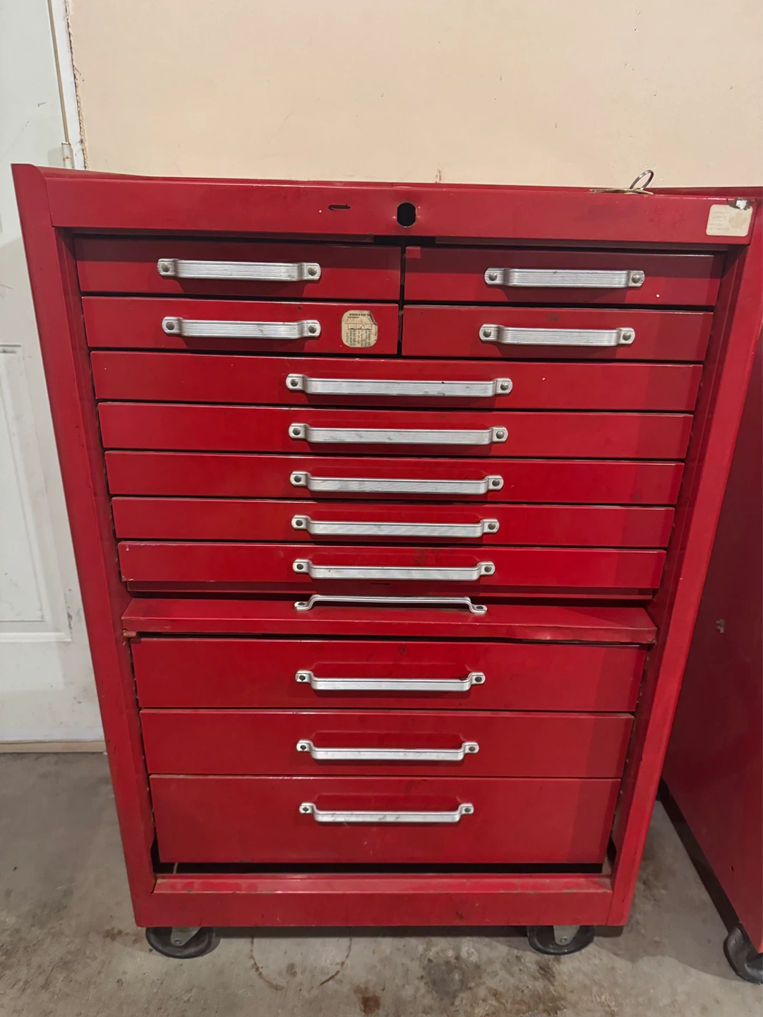 Toolbox. Mastercraft 12 Drawer on Wheels