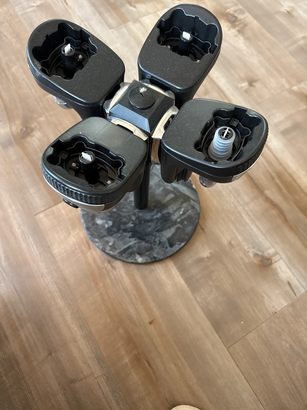Four-Head Liquor Dispenser Stand - photo 2