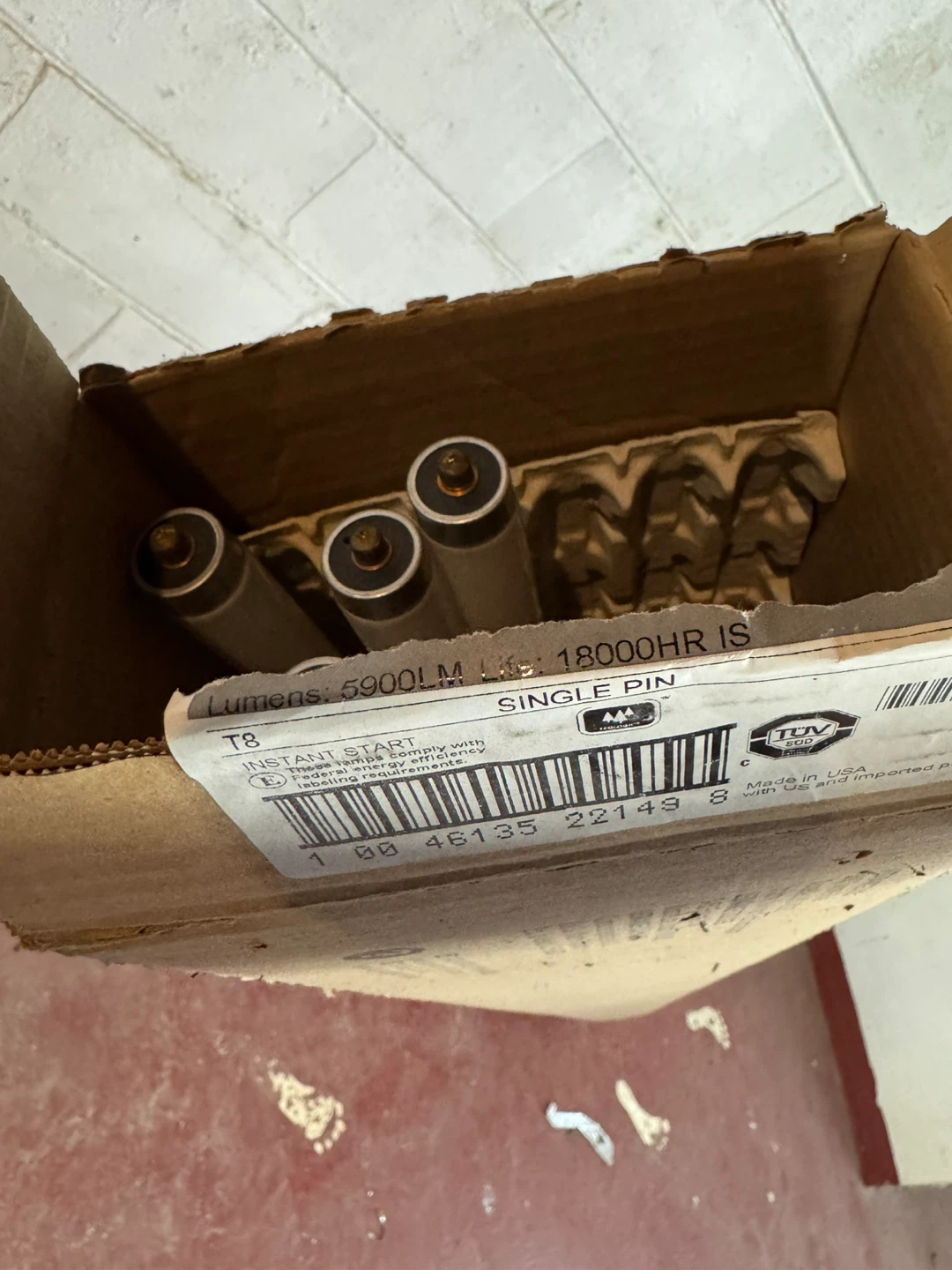 Sylvania T8 Fluorescent Tube Light Bulb