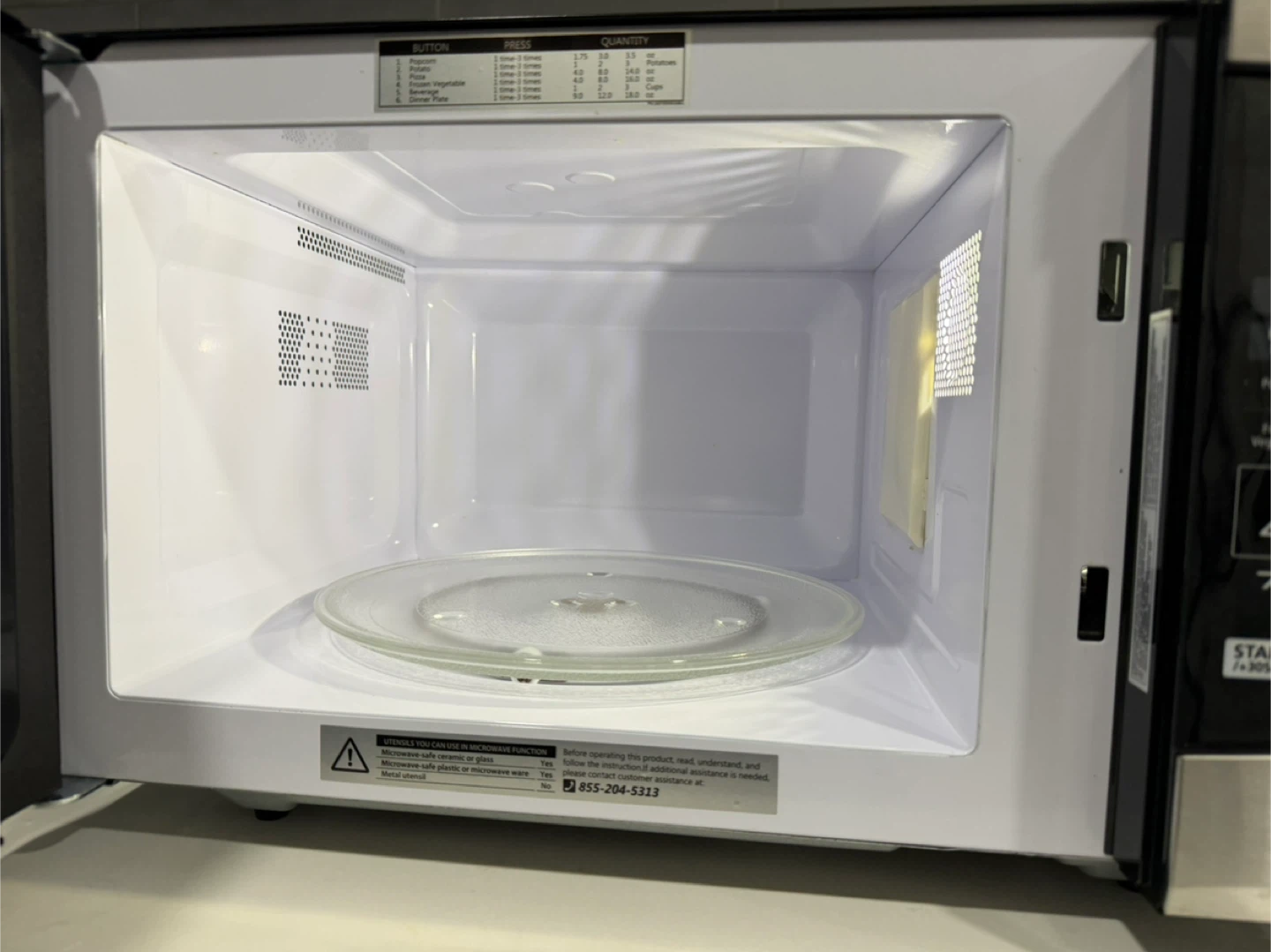 Toshiba Stainless Steel Microwave Oven - photo 2