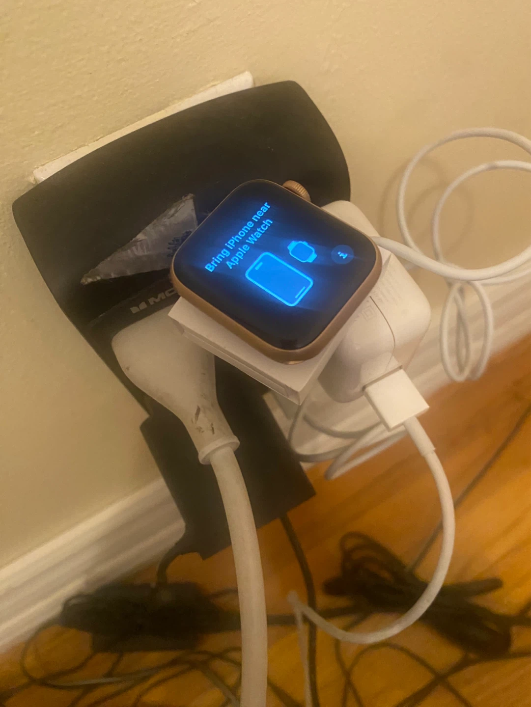 Apple Watch Series 5 - photo 2