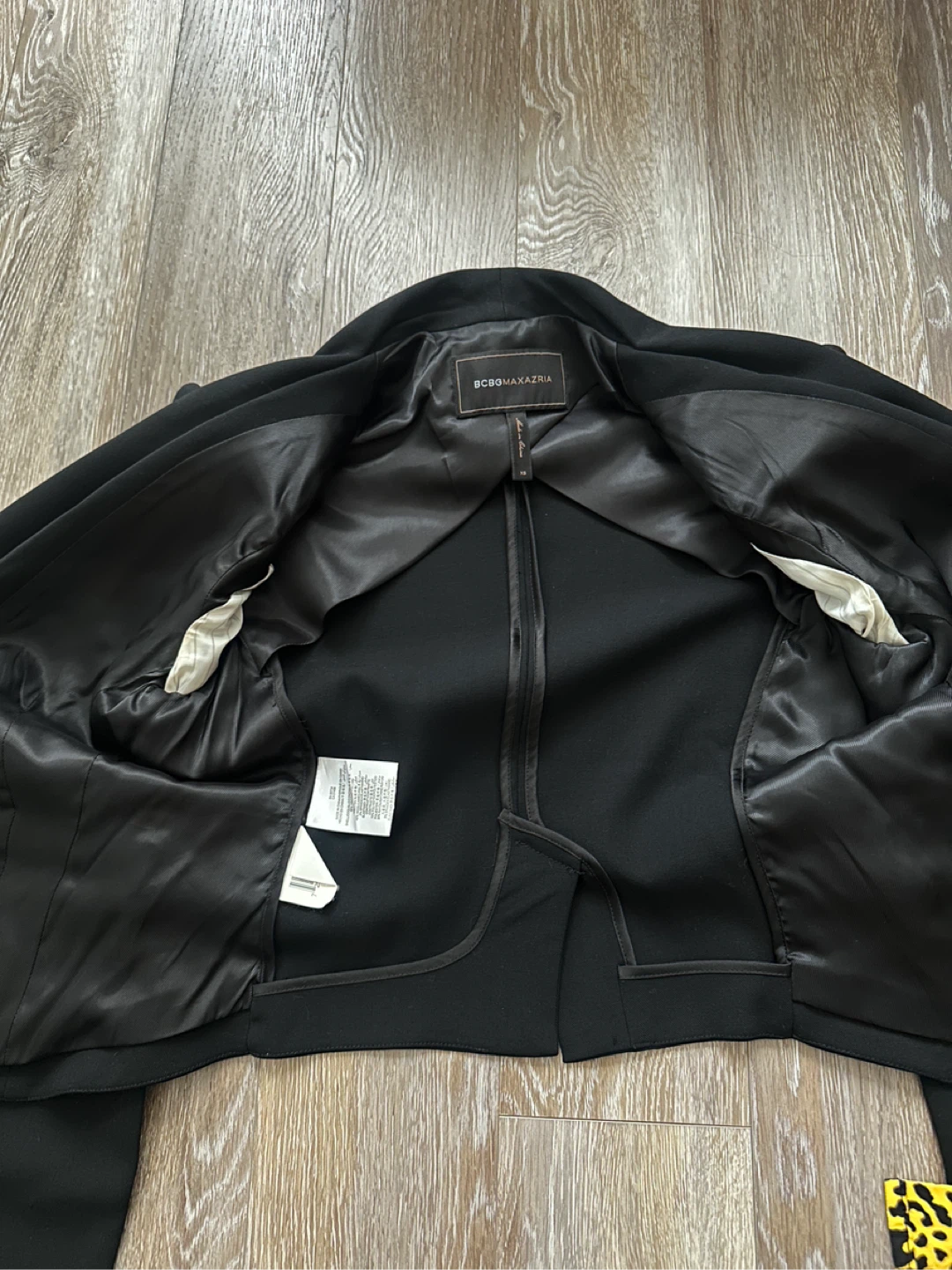 BCBGMAXAZRIA Black Blazer - photo 4