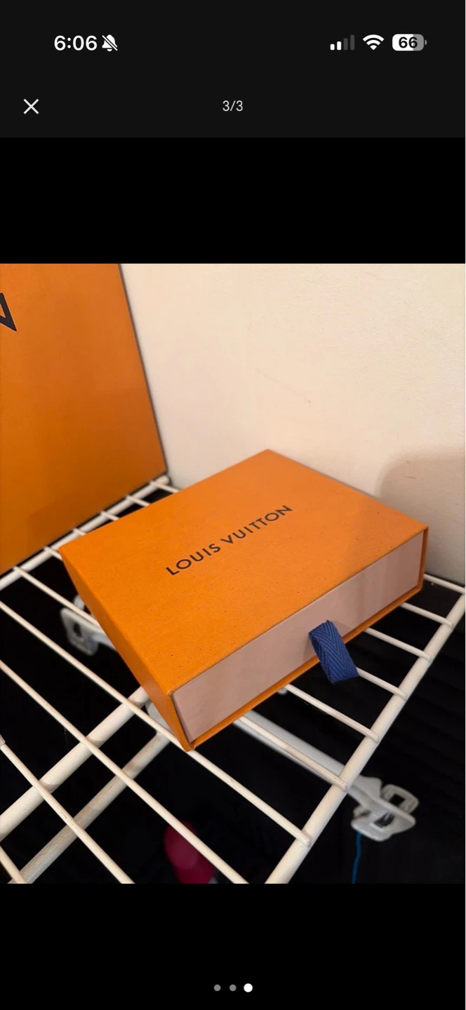 Louis Vuitton Wallet - Grey Monogram - photo 2