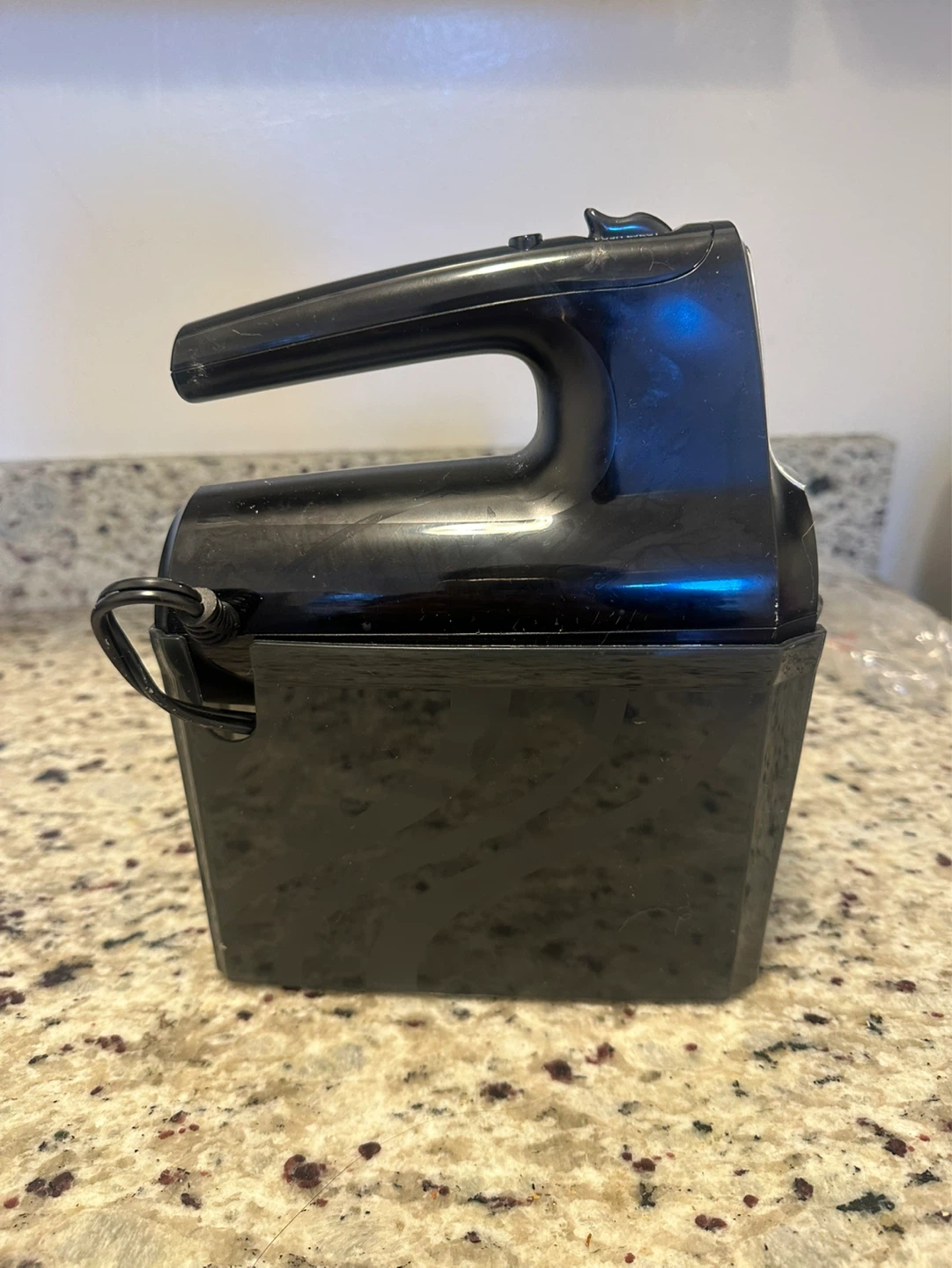 Black+Decker Hand Mixer with Case - photo 2