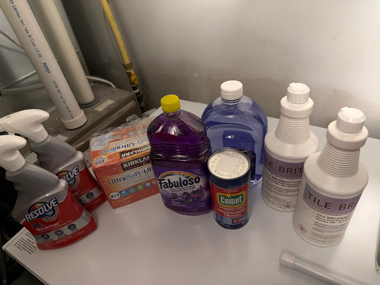 Lot of Household Cleaning Supplies
