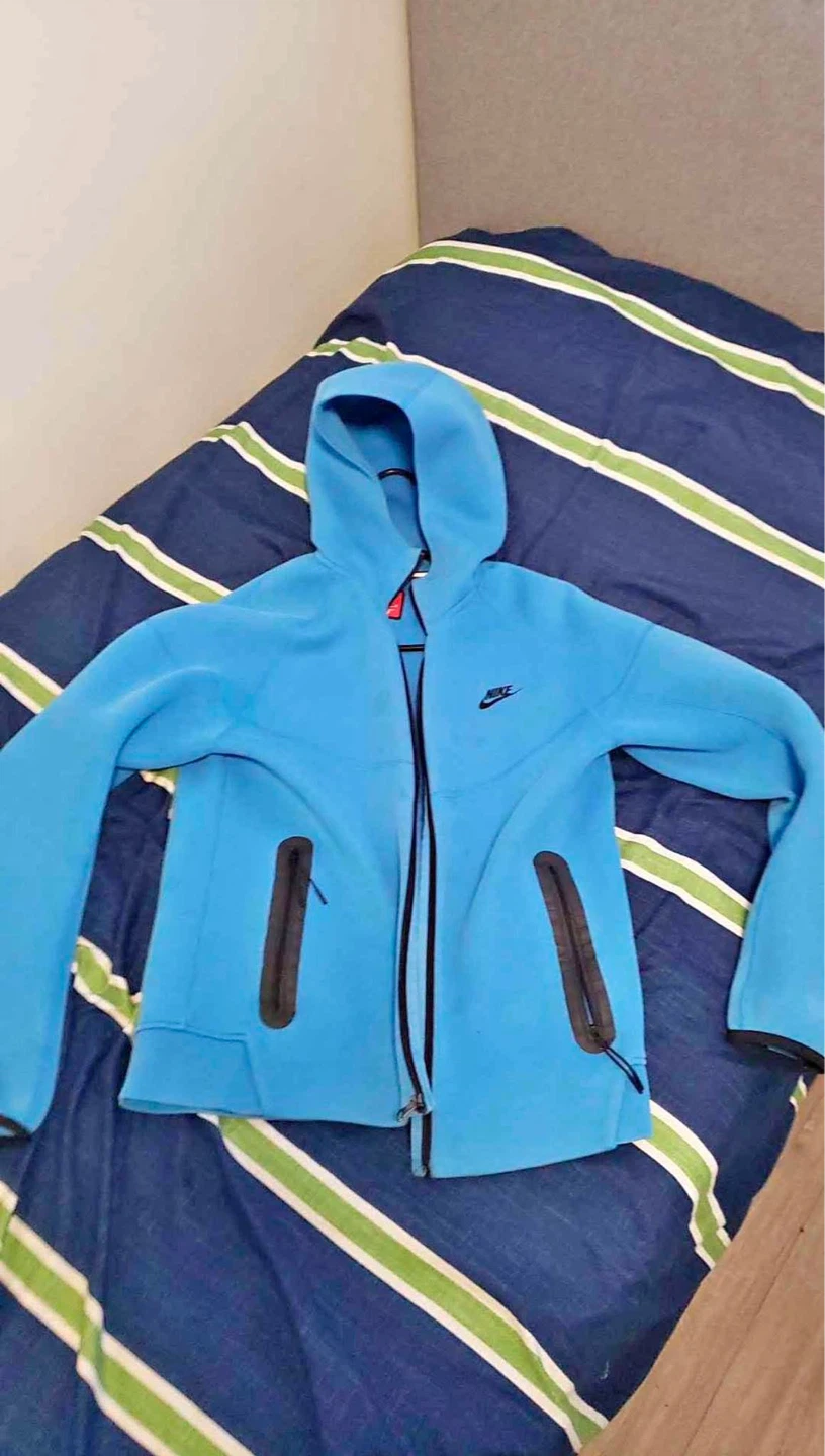 Nike Tech Fleece Hoodie & Pants Set - photo 2