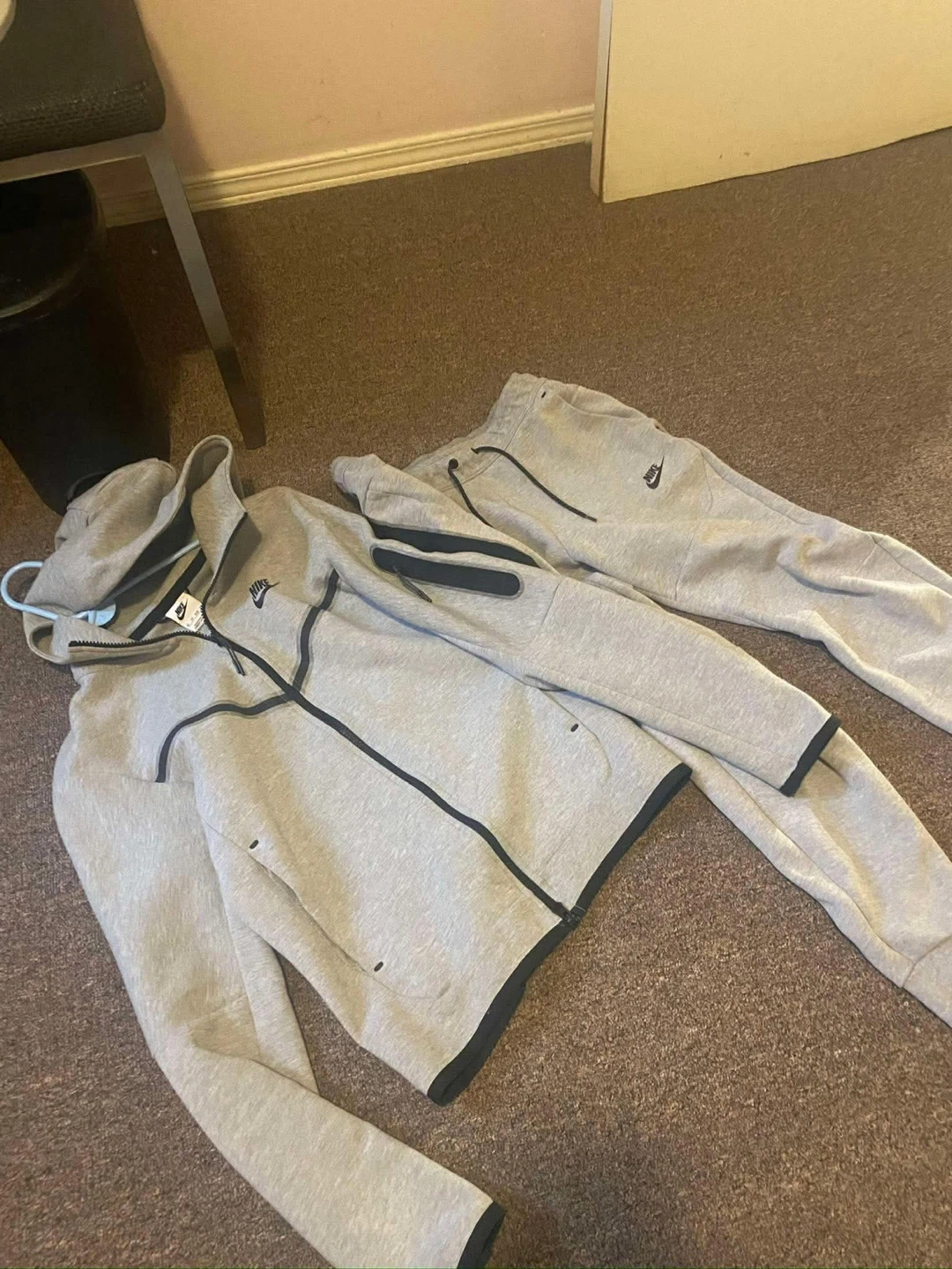 Nike Tech Fleece Hoodie & Pants Set - photo 4
