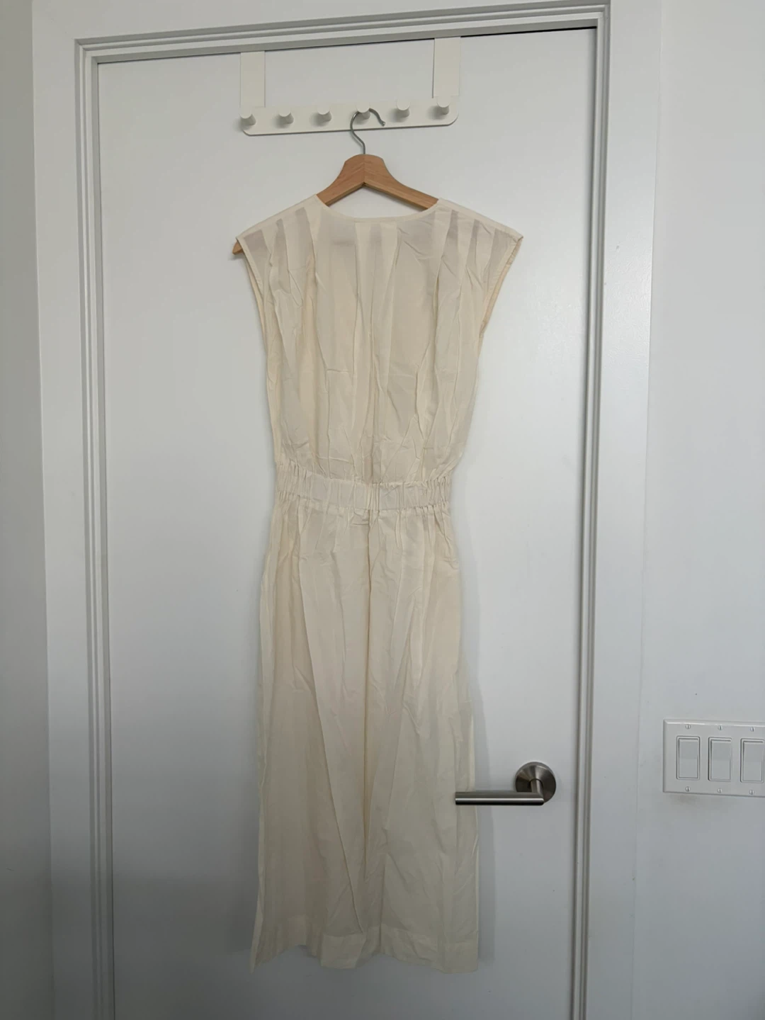 Cream coloured overlay dress - photo 2