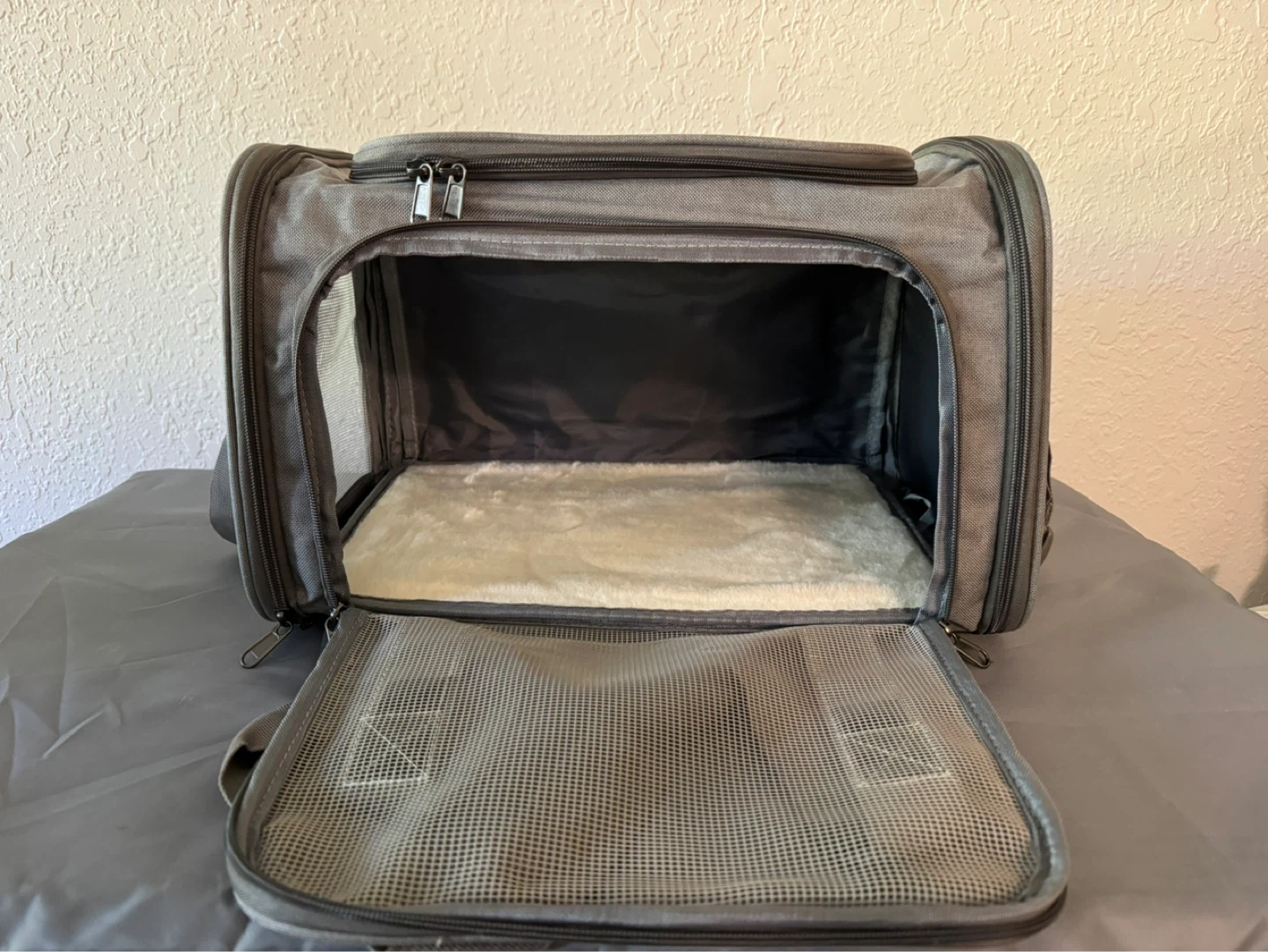 Grey Pet Carrier Bag - photo 2