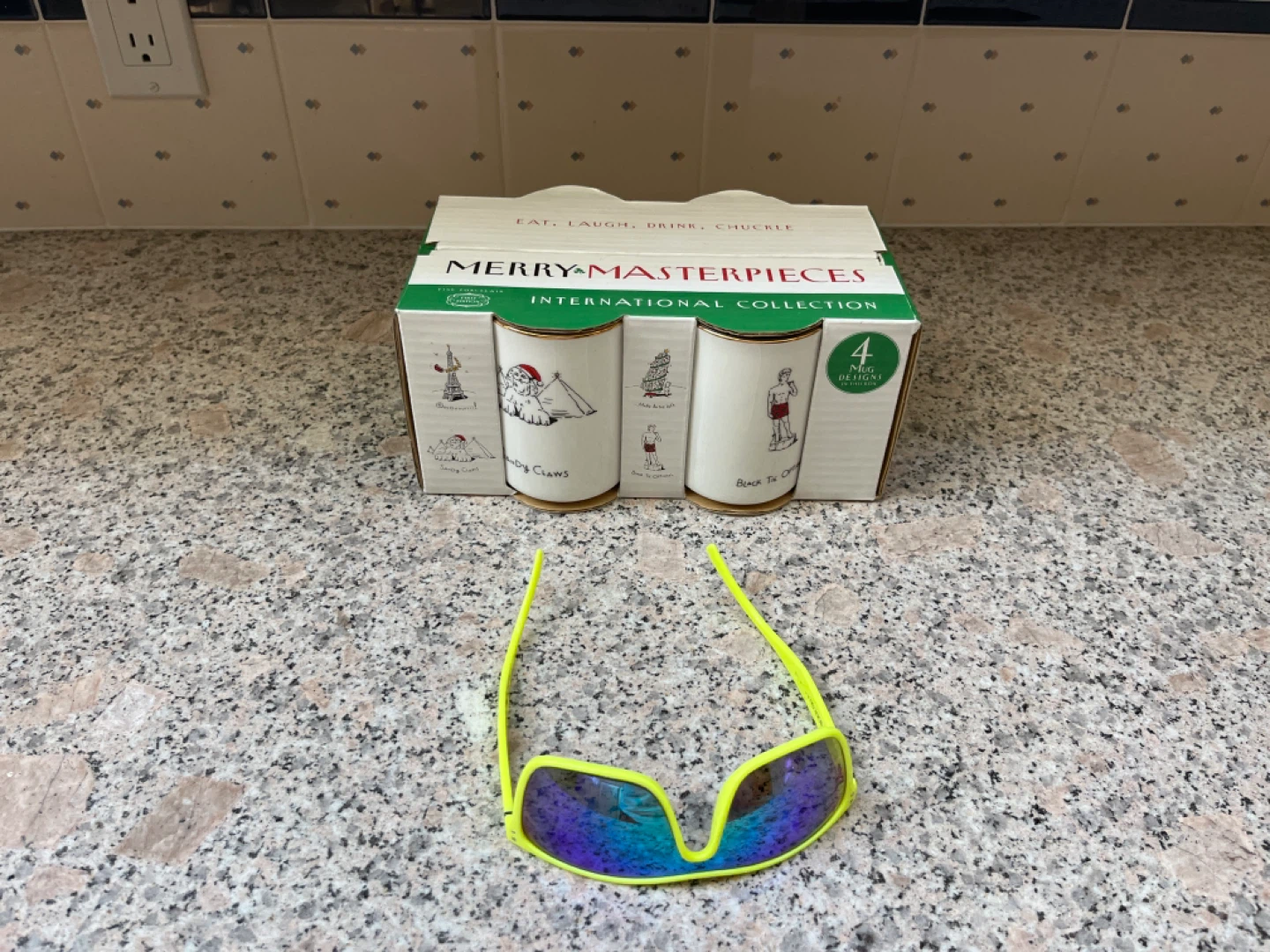 Merry Masterpieces International Collection 4 Mug Set - photo 3
