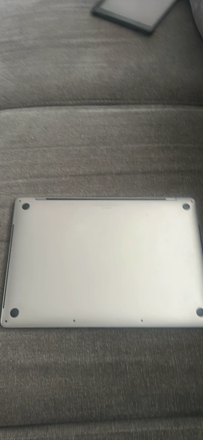 Apple MacBook Pro 16-inch 2019 - photo 4