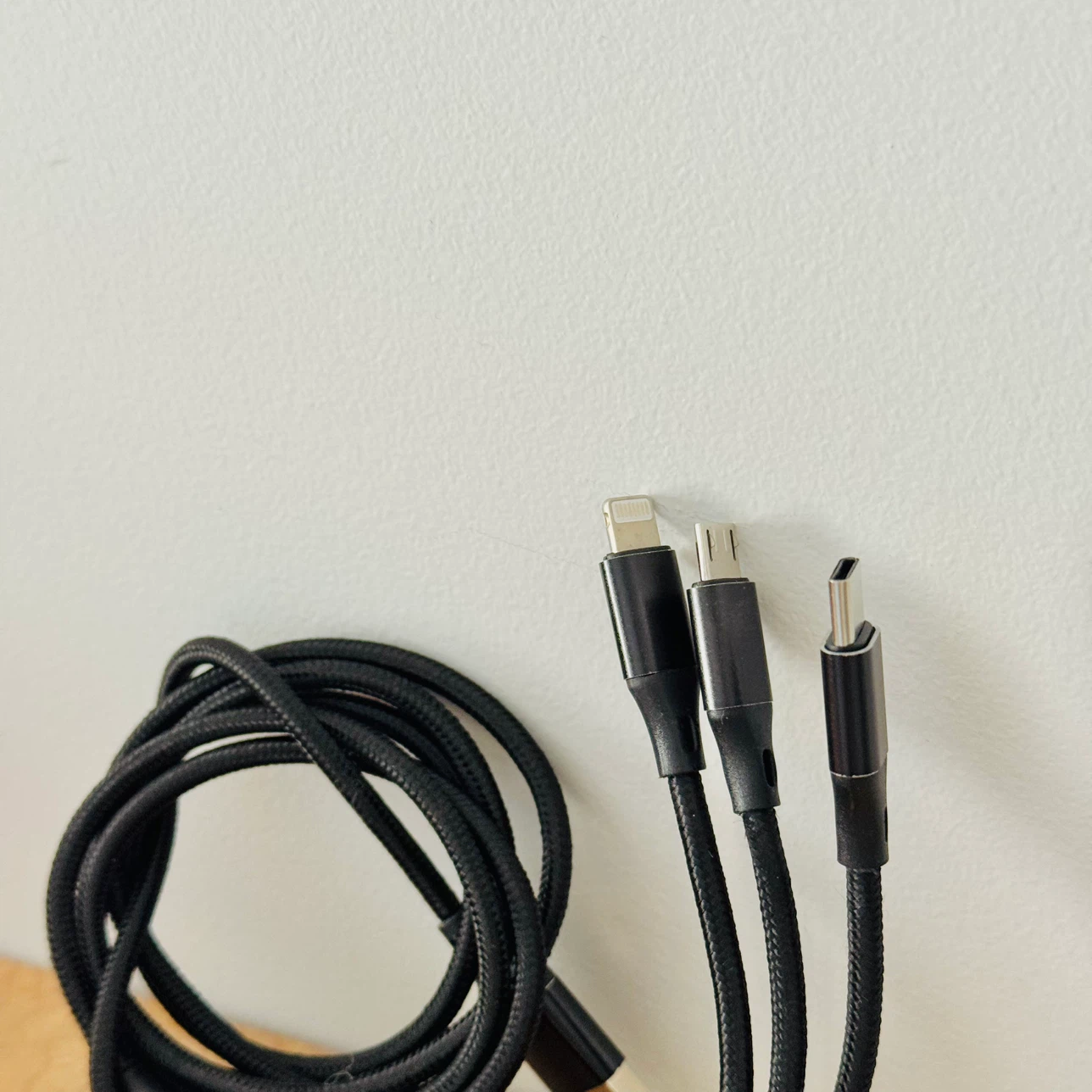 3-in-1 USB Charging Cable ⚽️ - photo 2