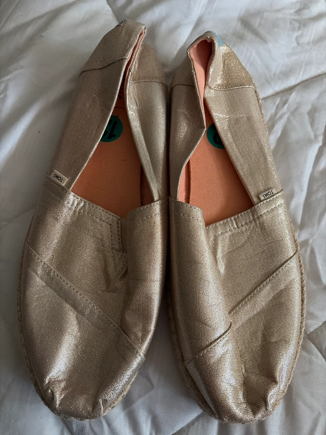 TOMS Women's Gold Espadrille Flats size 12 ⚽️