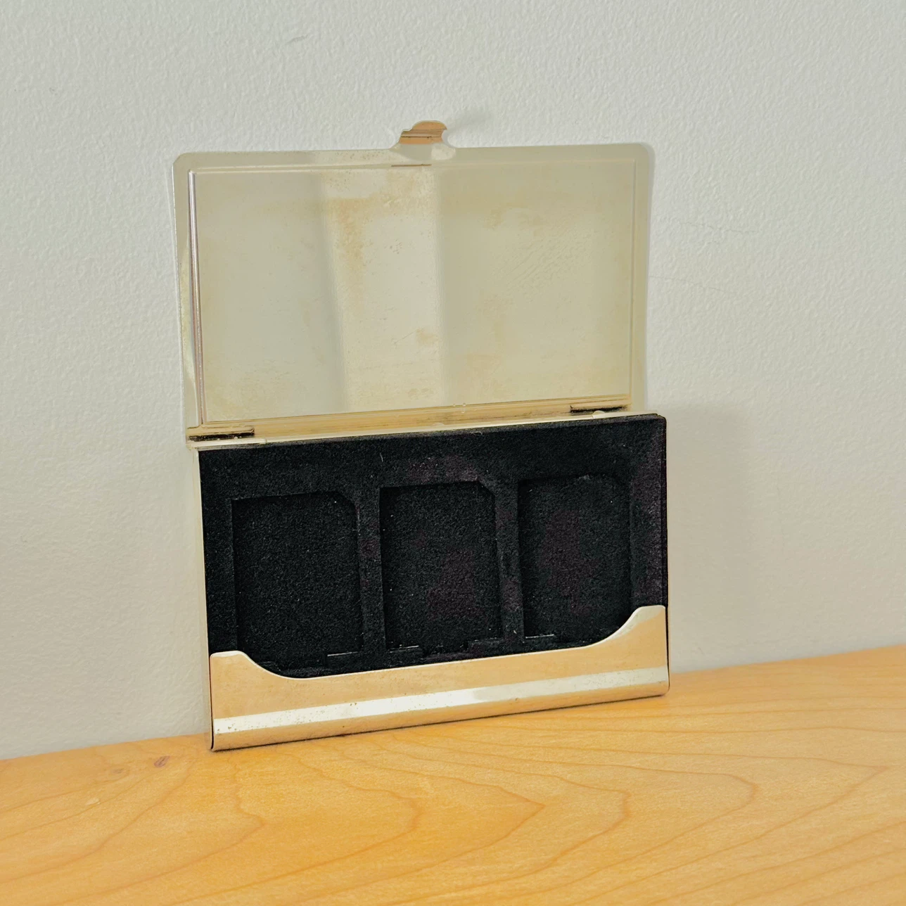 Mirror Finish Stainless Steel SD Card Holder Case ⚽️