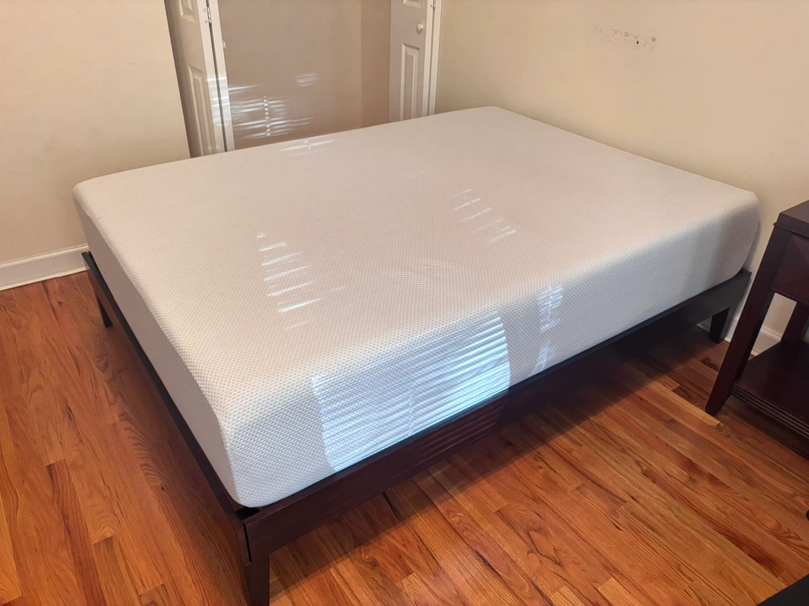 Moving out sale