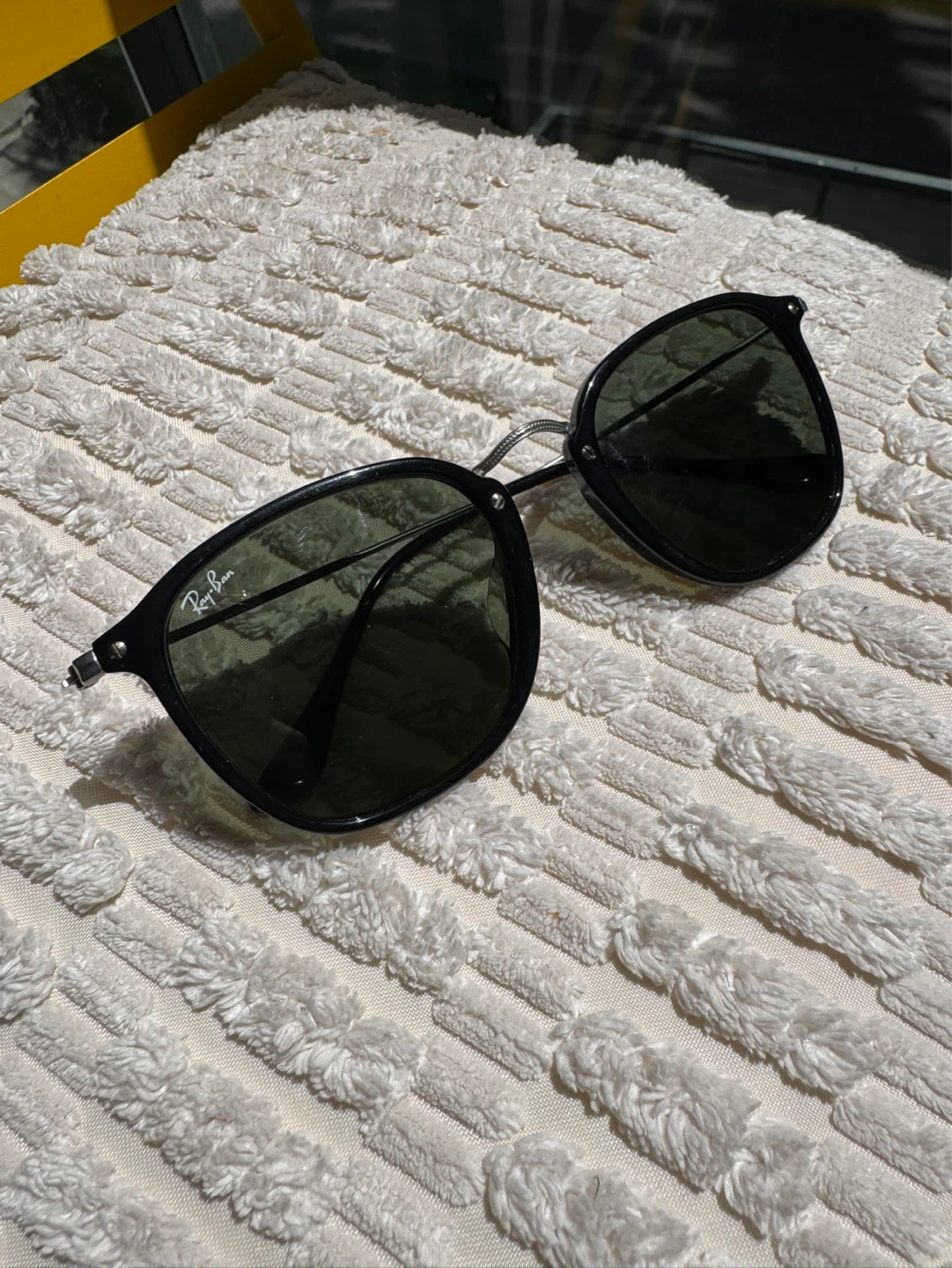 Ray-Ban Black Sunglasses - photo 3