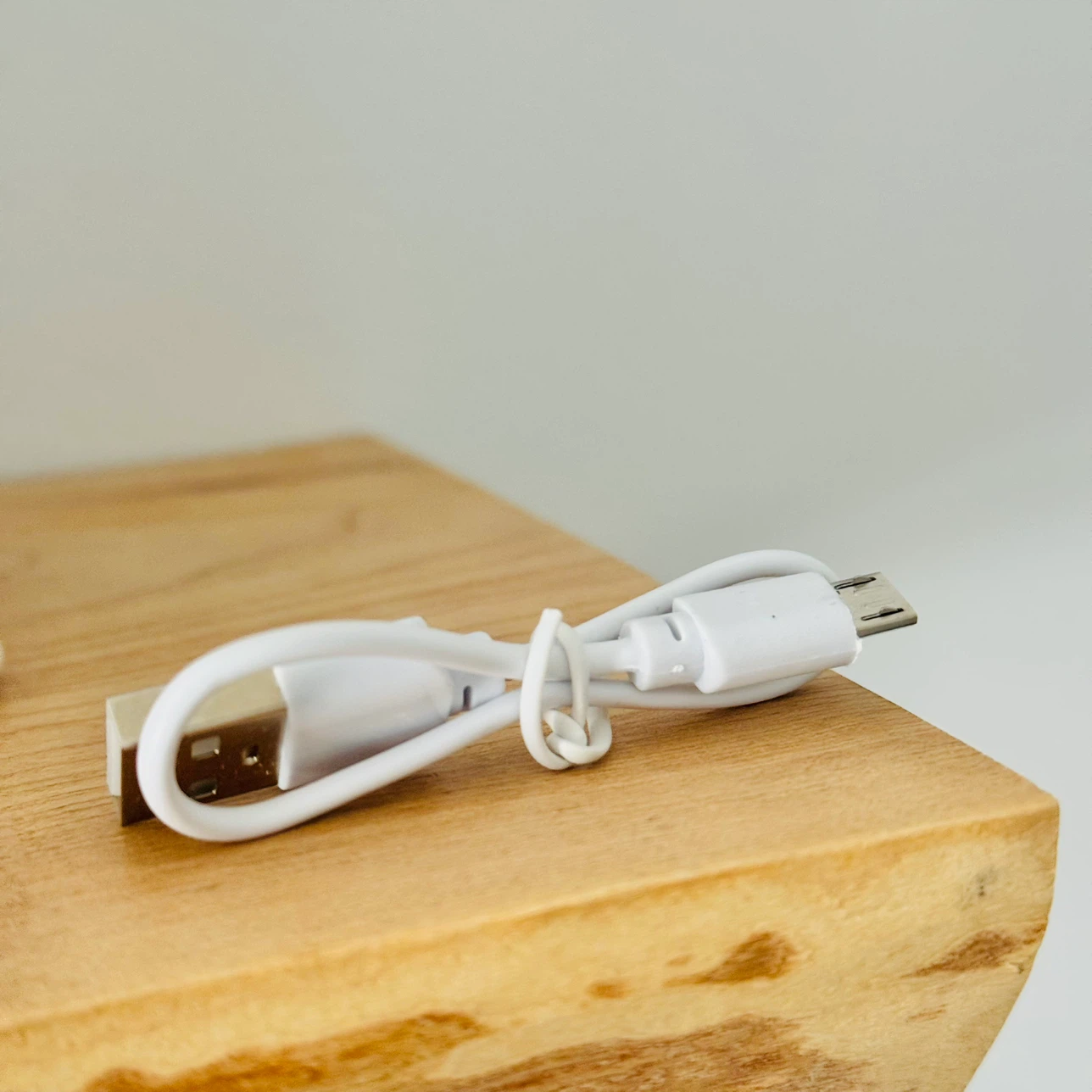 White USB A to Micro-USB Charging Cable ⚽️