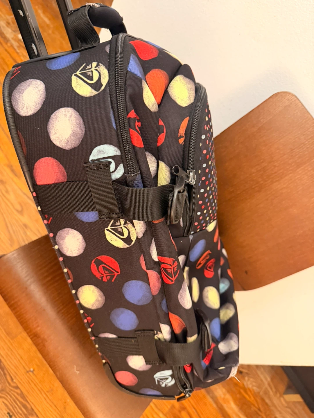 Roxy Rolling Suitcase - photo 3