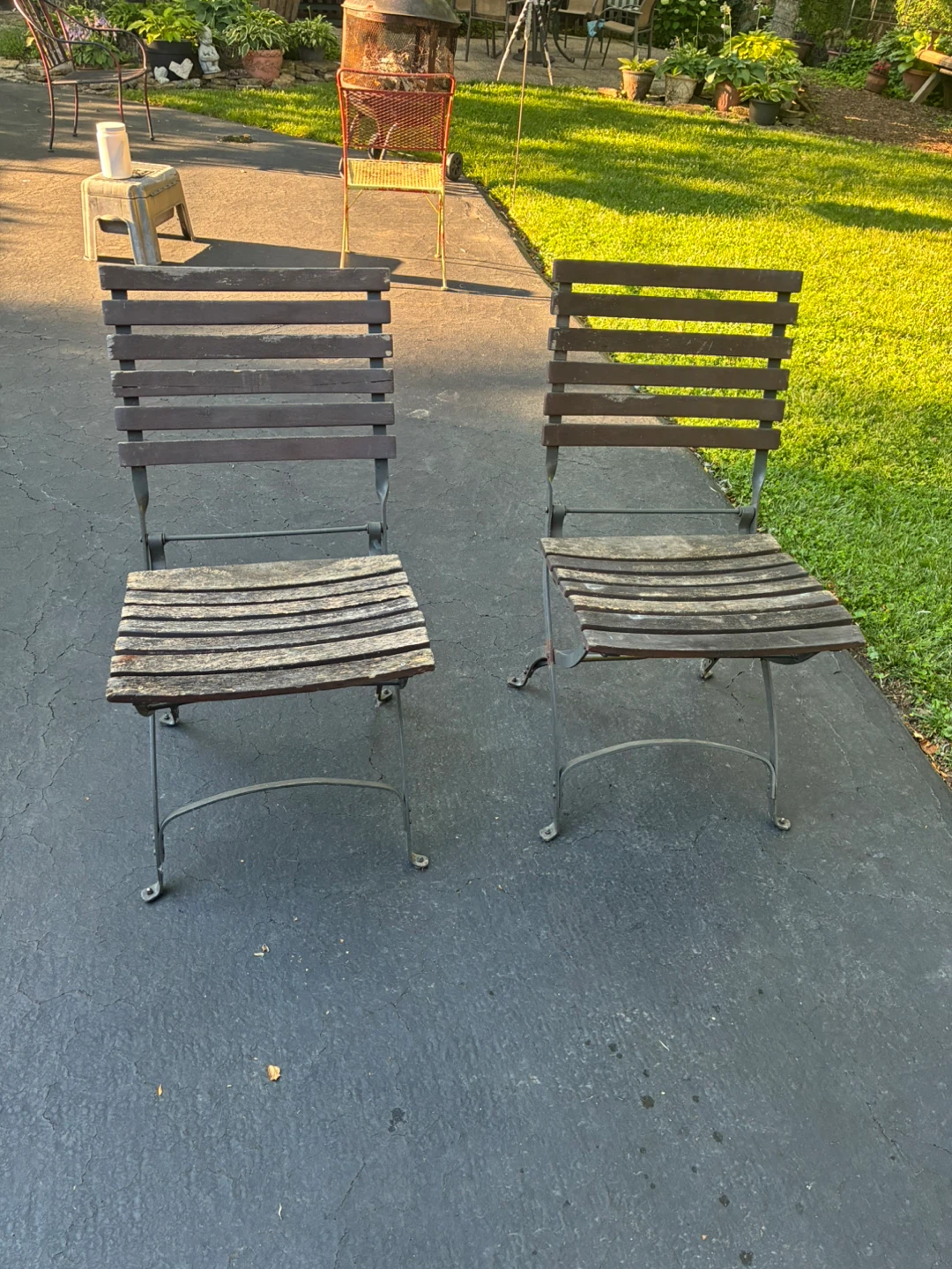 Set of 2 Vintage Folding Wood and Metal Chairs - photo 4