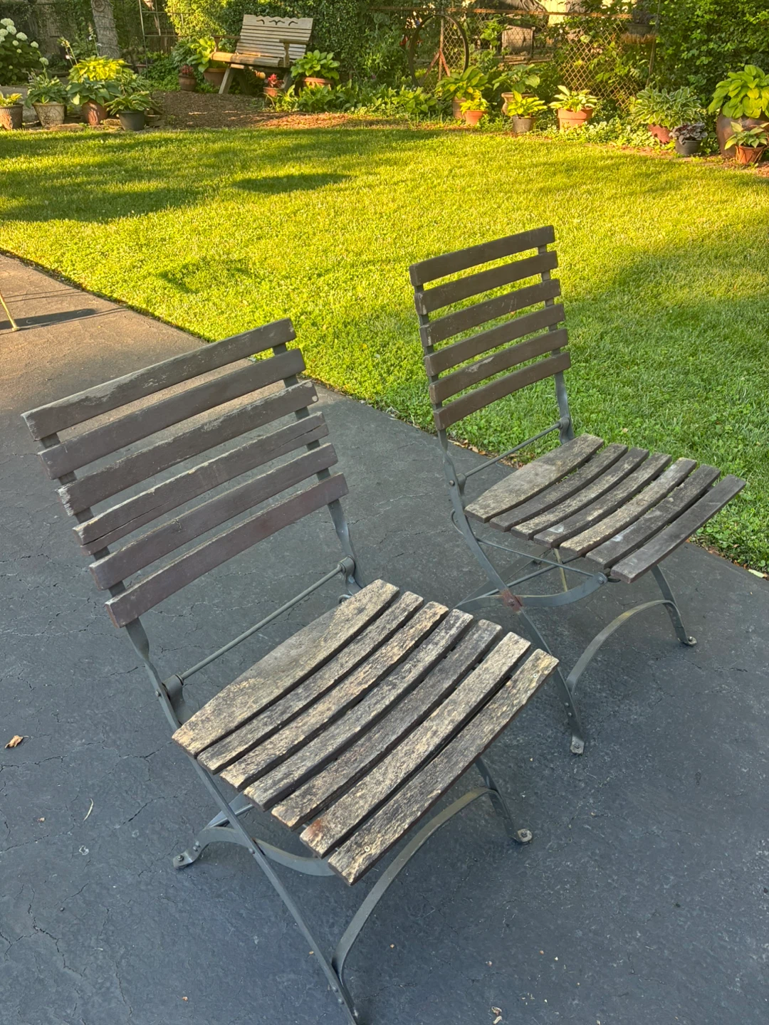 Set of 2 Vintage Folding Wood and Metal Chairs - photo 3