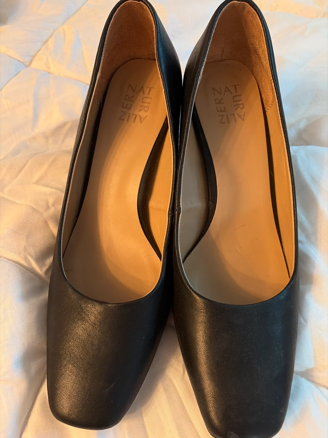 Naturalizer Black Leather Square Toe Heels ⚽️