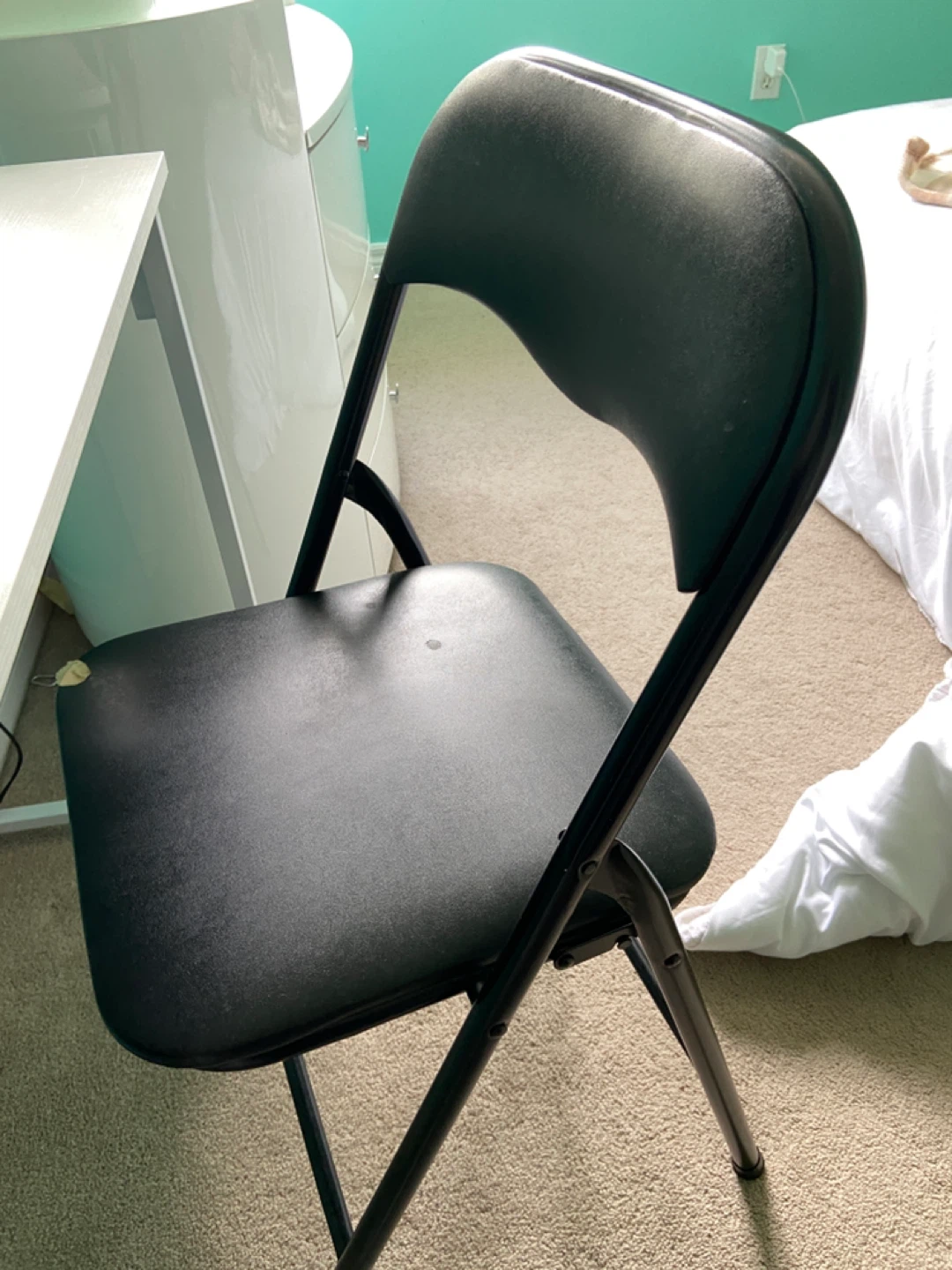 Desk and chair - photo 3
