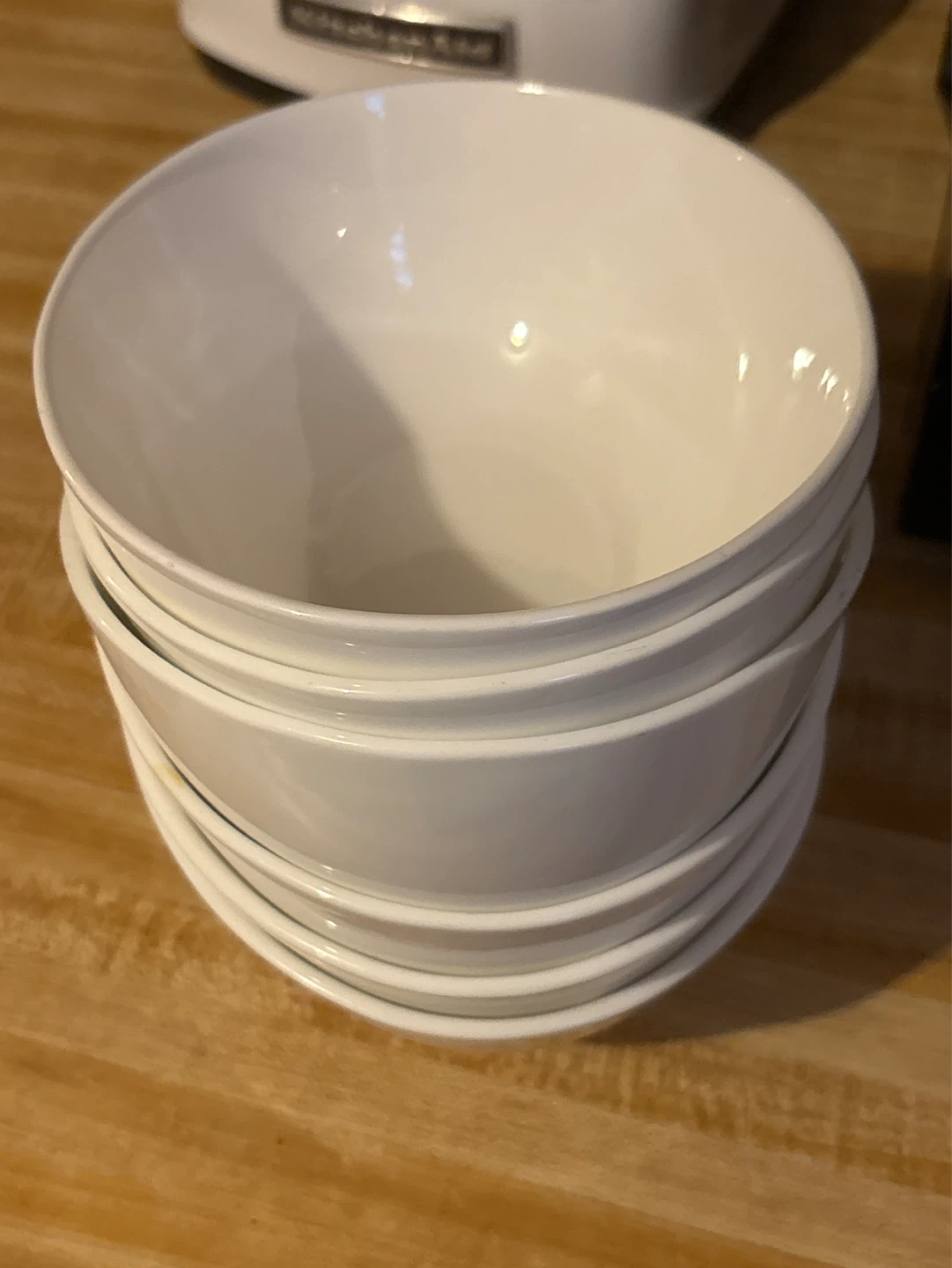 Set of 6 White Ceramic Bowls⚽️
