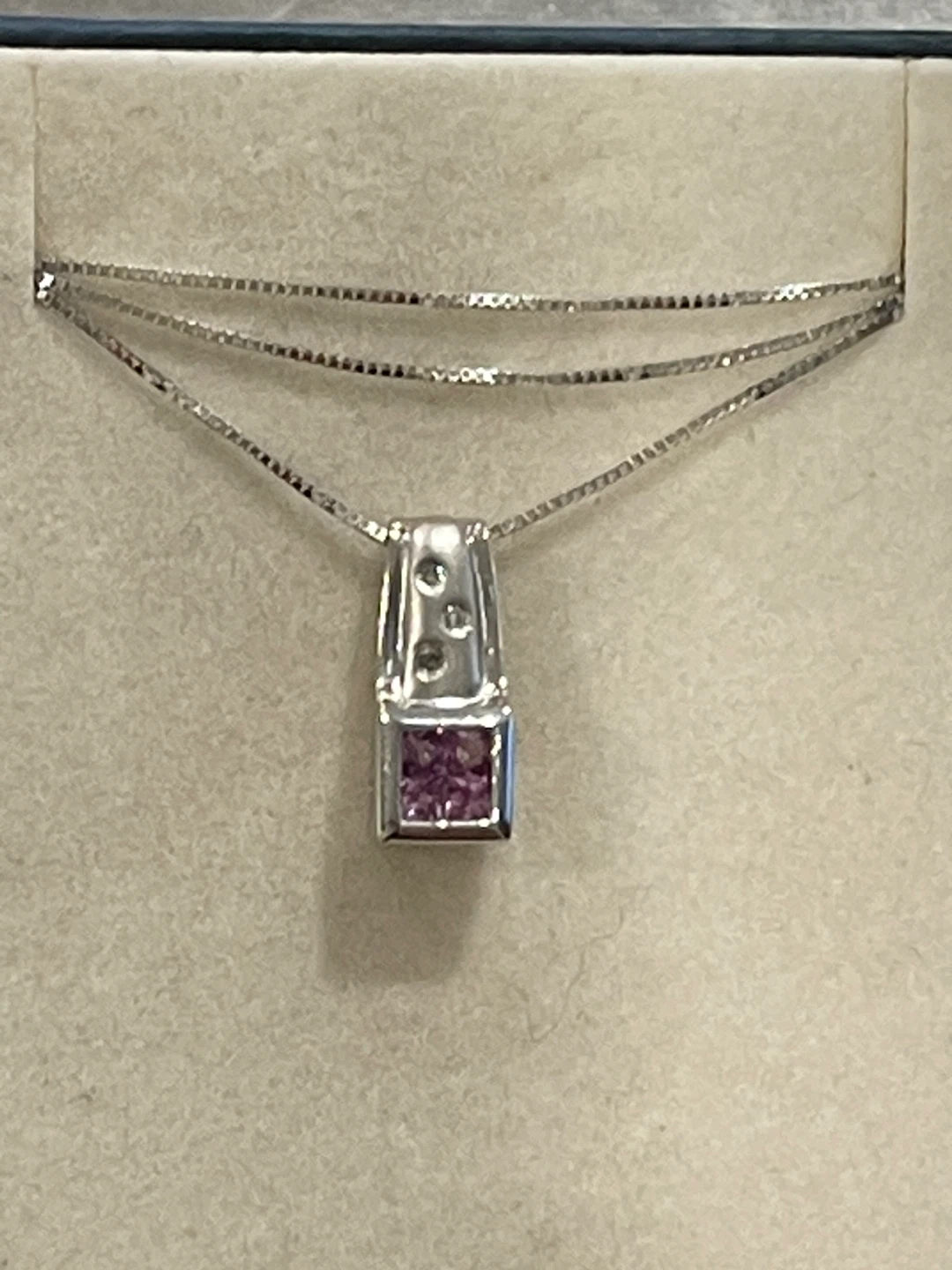 10k white gold Necklace with diamonds Pink sapphires  Pendant - photo 2