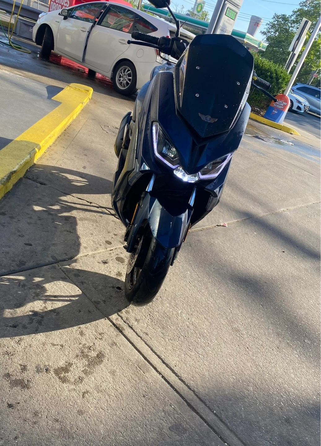 Fly Wing Qmax 150cc Scooter