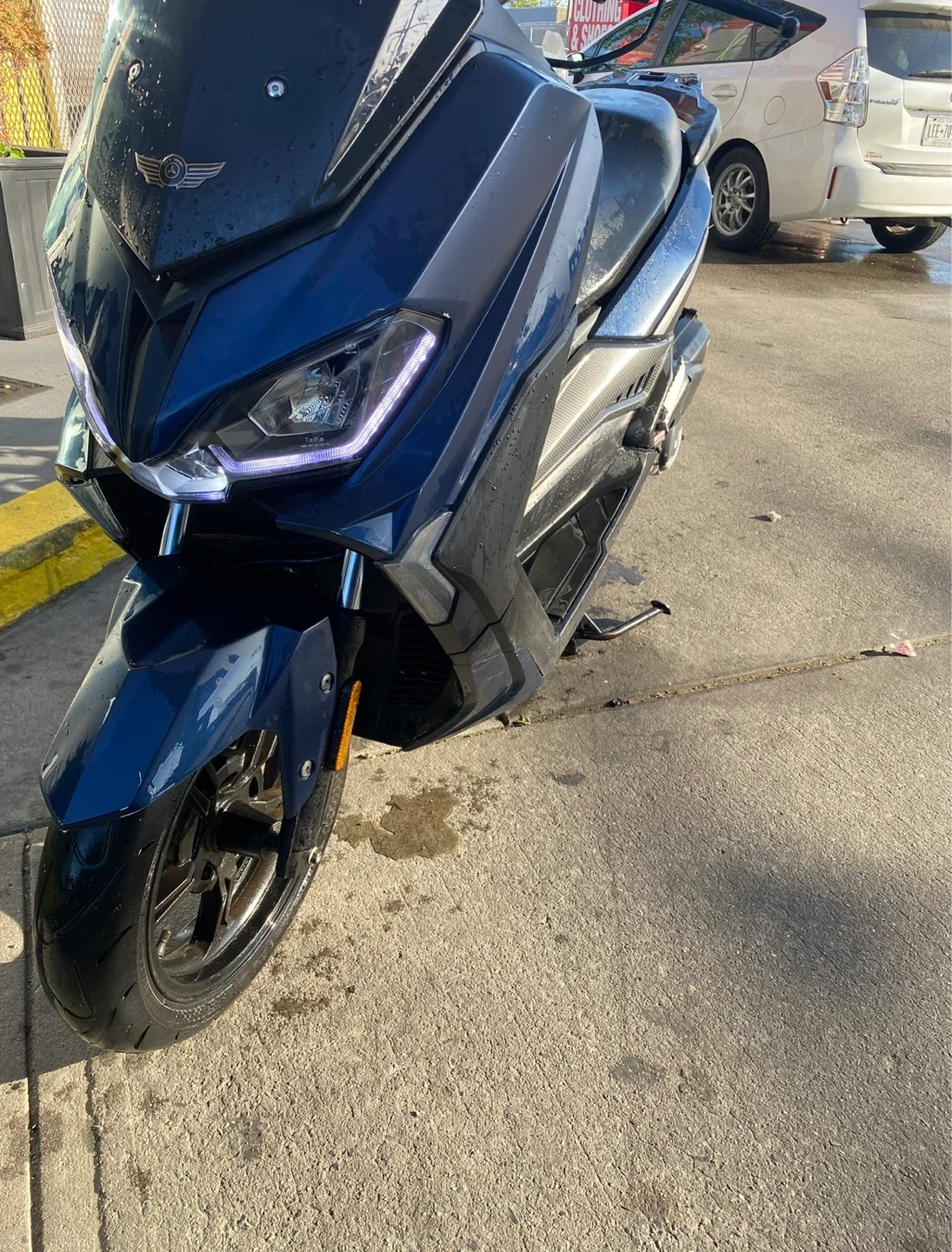 Fly Wing Qmax 150cc Scooter - photo 2