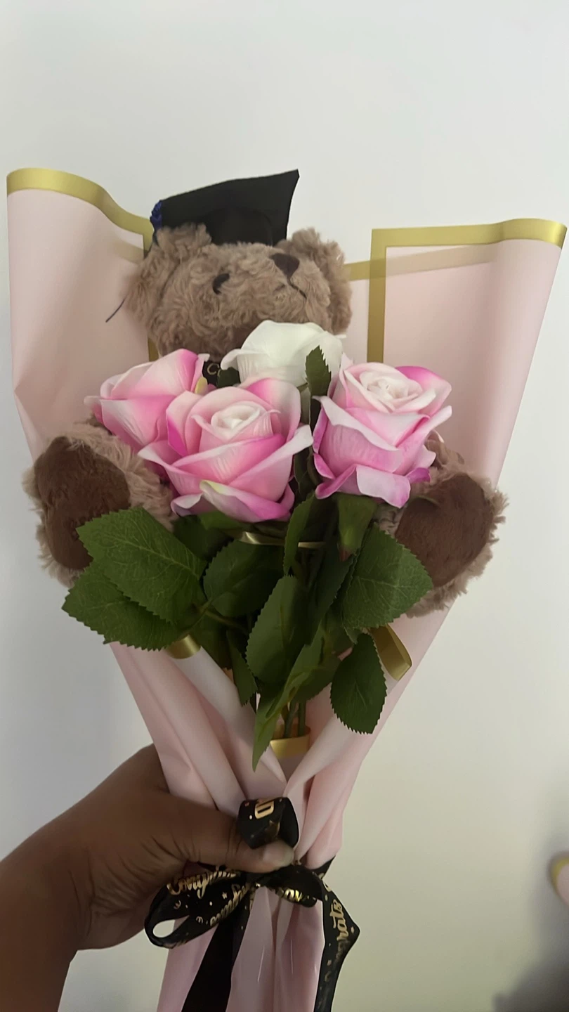 Graduation Teddy Bear and Rose Bouquet - photo 4