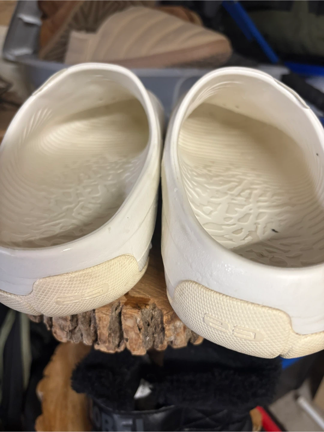 Jordan - Roam slippers size 11 - photo 3