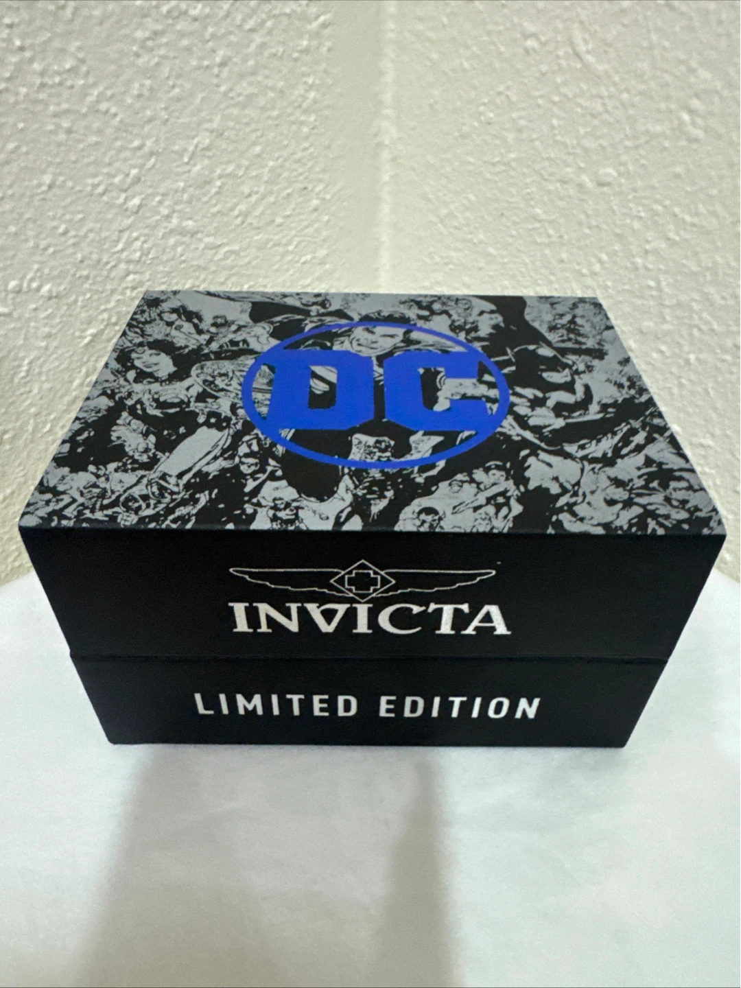 Invicta Limited Edition DC Comics Watch - photo 3