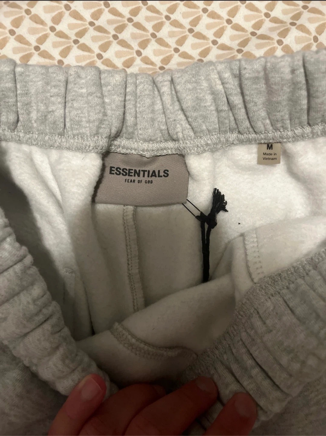 ESSENTIALS Fear of God Grey Sweat Shorts Size M - photo 5