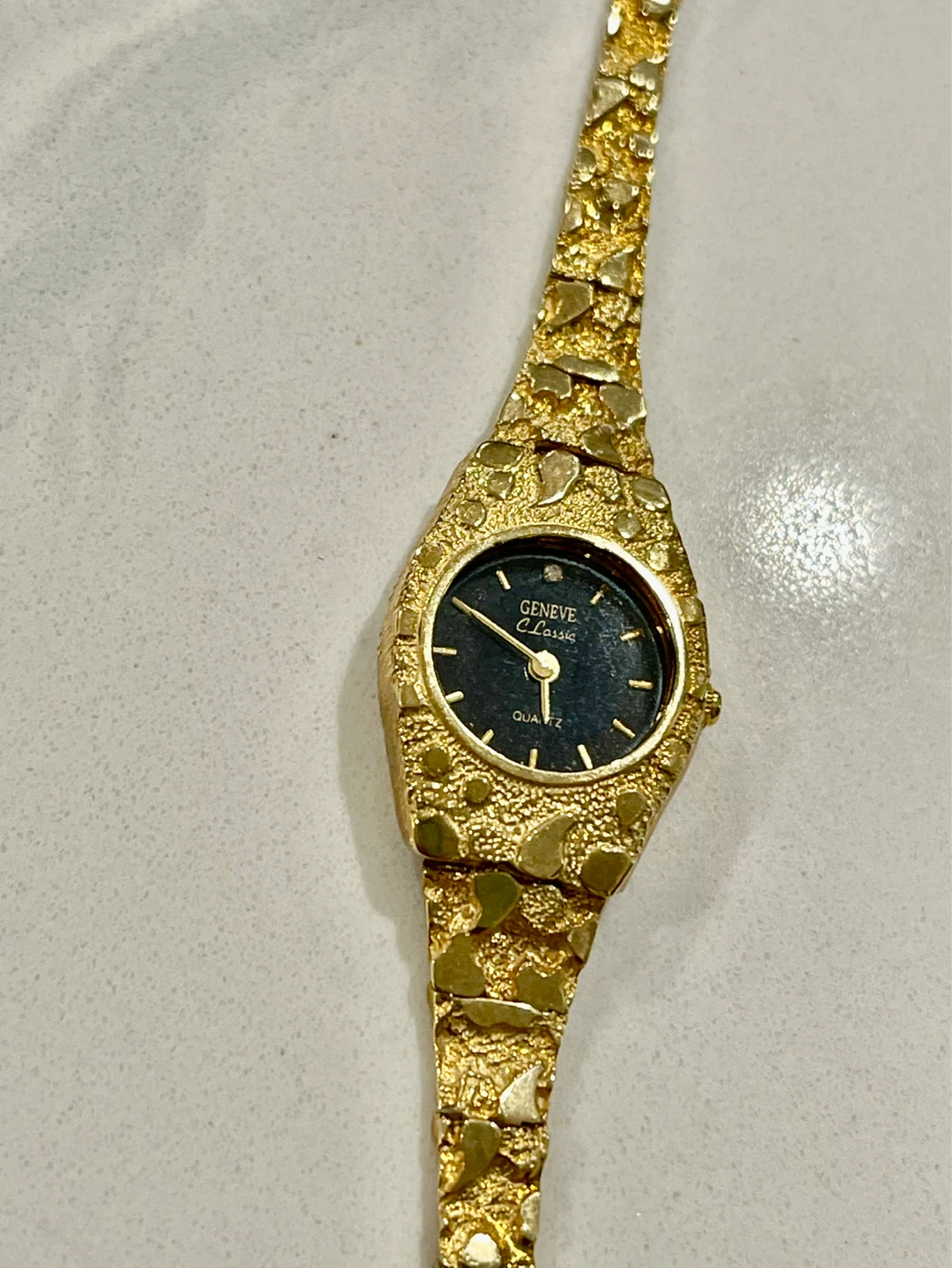 GENEVA CLASSIC 10k Gold Nugget Style Quartz Watch - photo 2