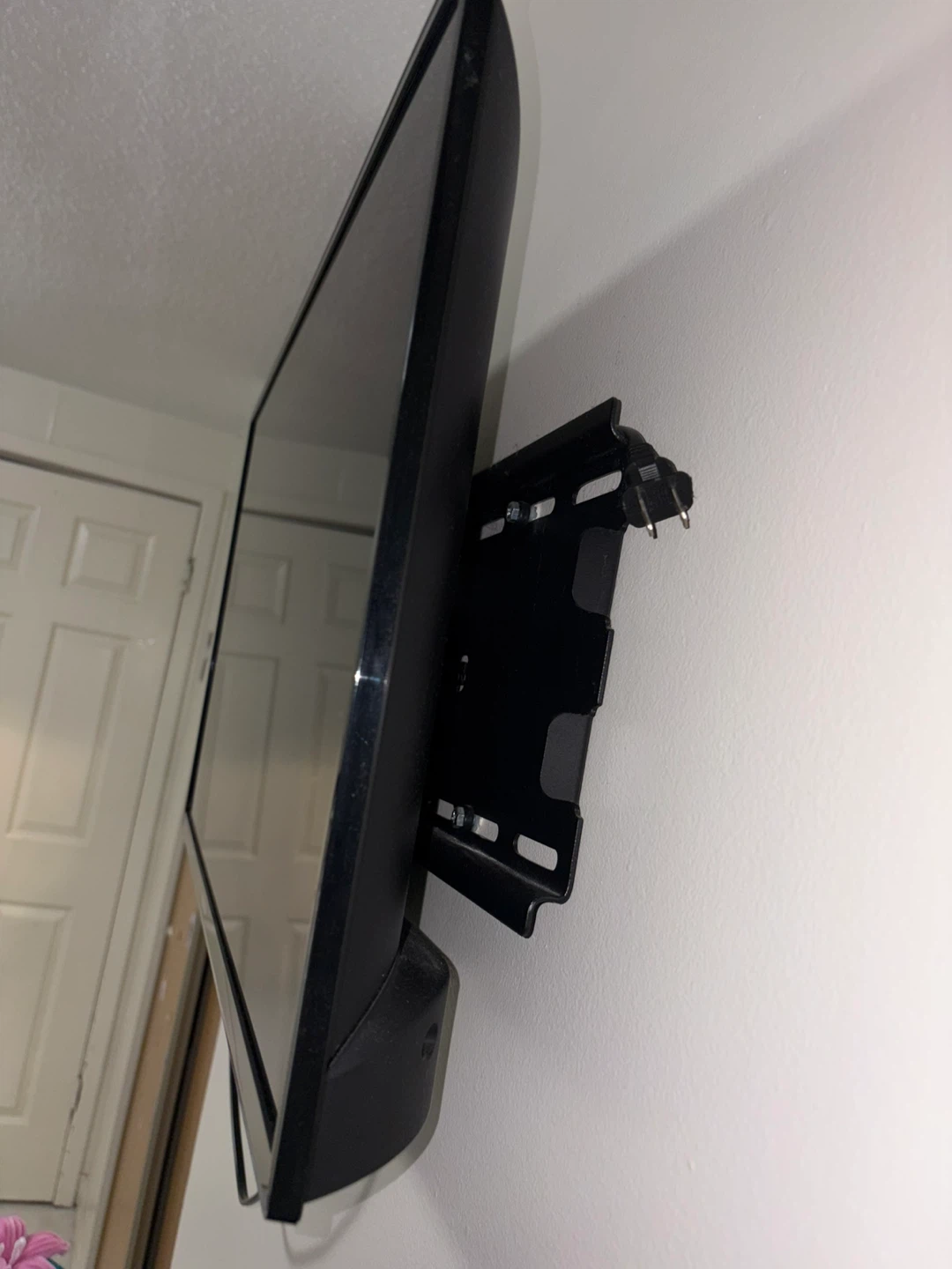 Hisense 32” TV (32N50HTS) - photo 3
