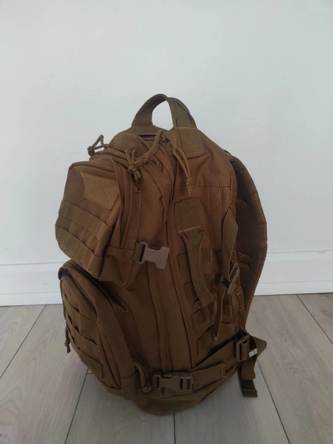 Highland Tactical backpack — coyote brown, MOLLE, good condition - photo 4