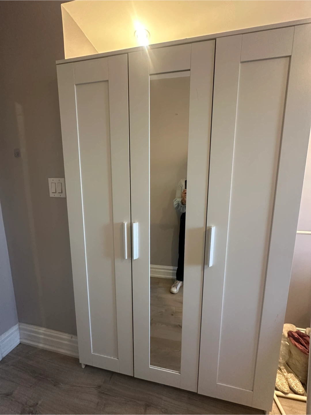 Moving-out sale.Tripledoor Wardrobe with mirror-white