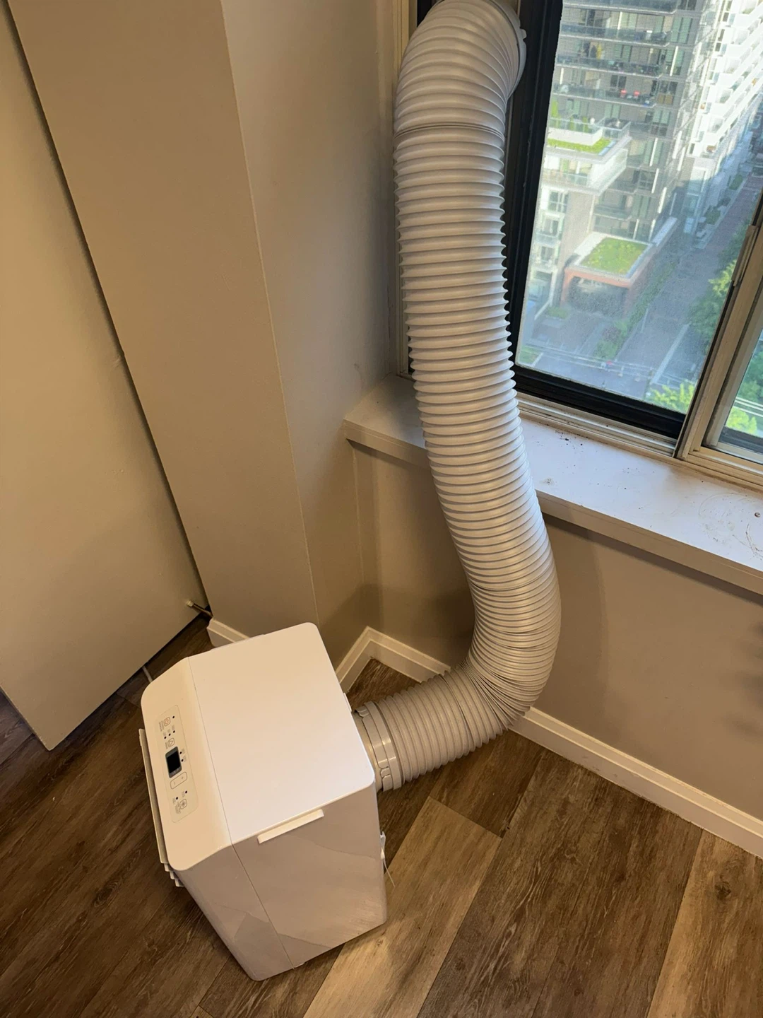 Hisense Portable Air Conditioner AP0525CR1RW 5,000 BTU - photo 3
