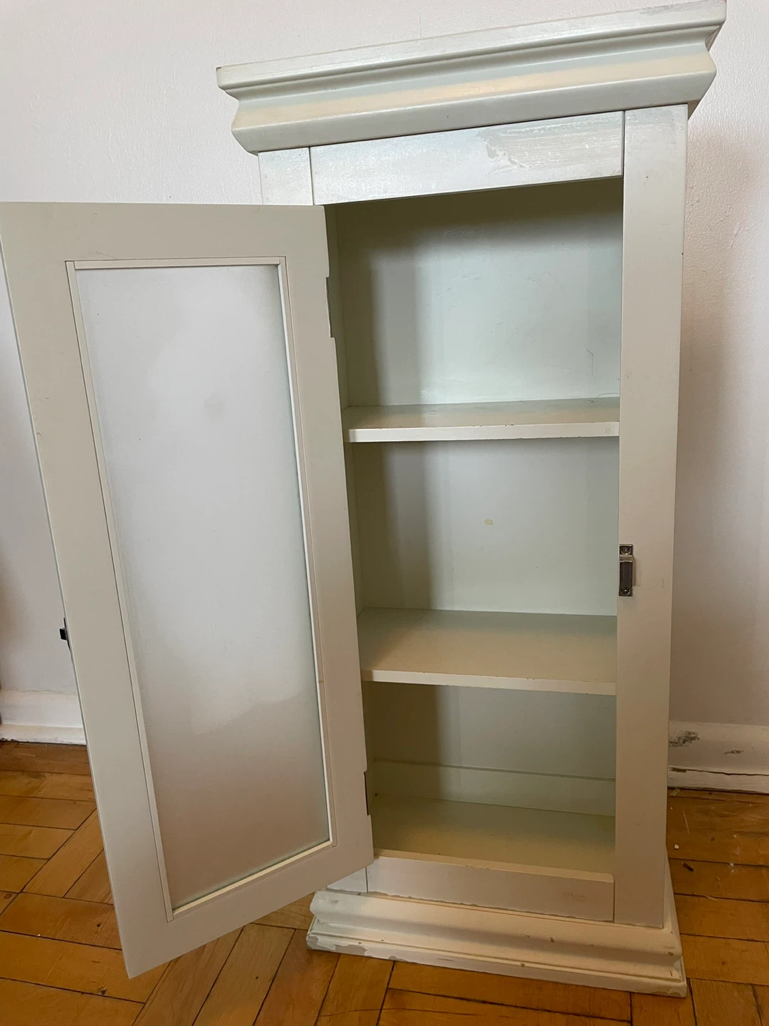 Small Off-White Cabinet - photo 2