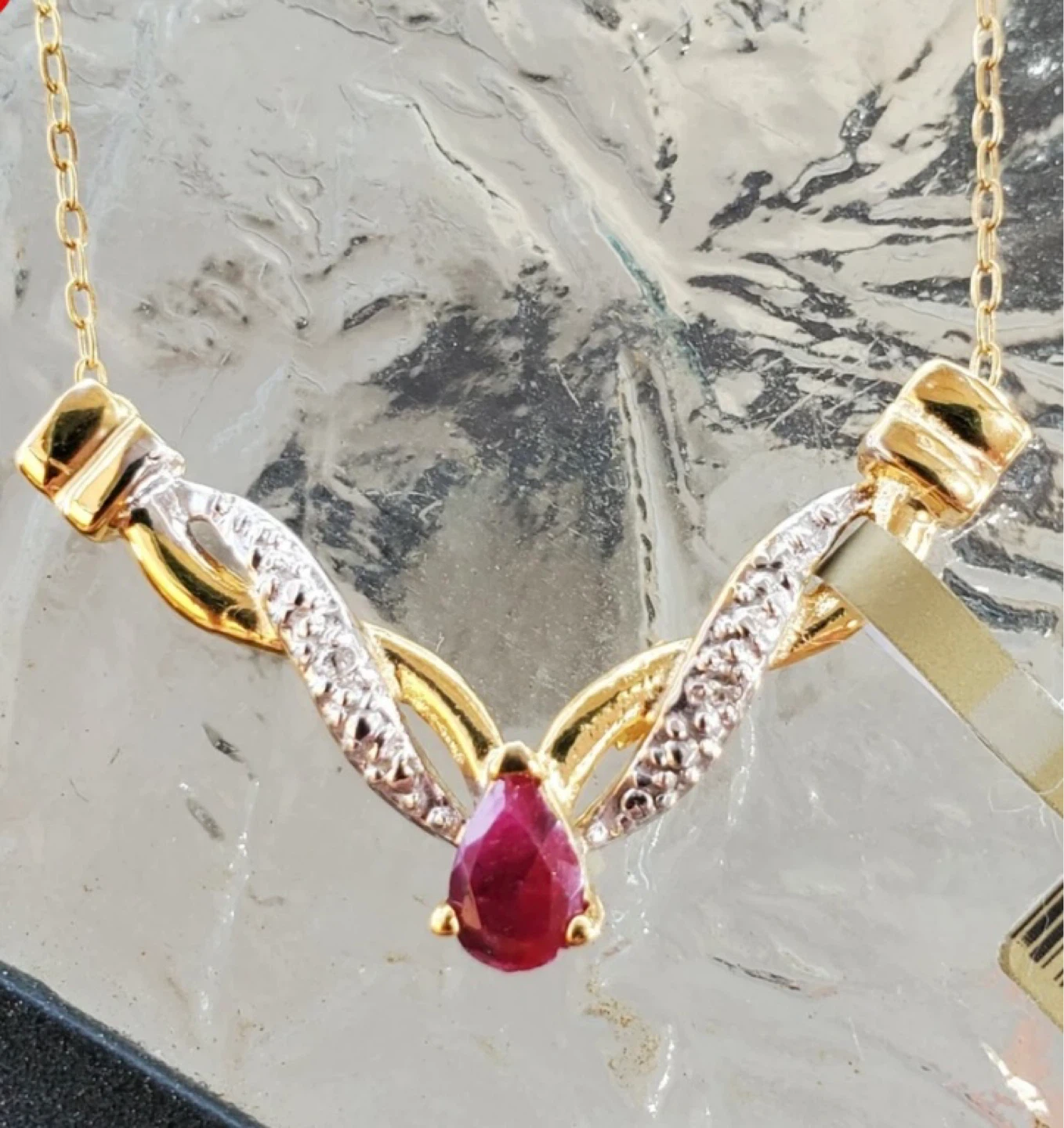 417 “10k” yellow Gold Necklace with Ruby and Diamonds - photo 3