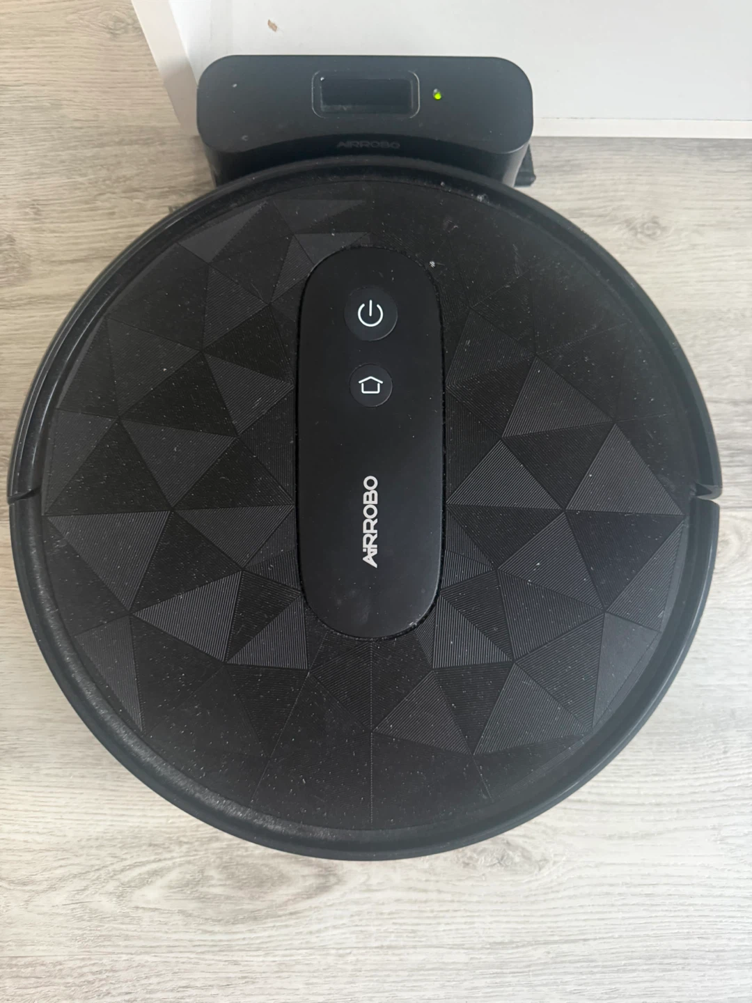 AIRROBO Robot Vacuum Cleaner