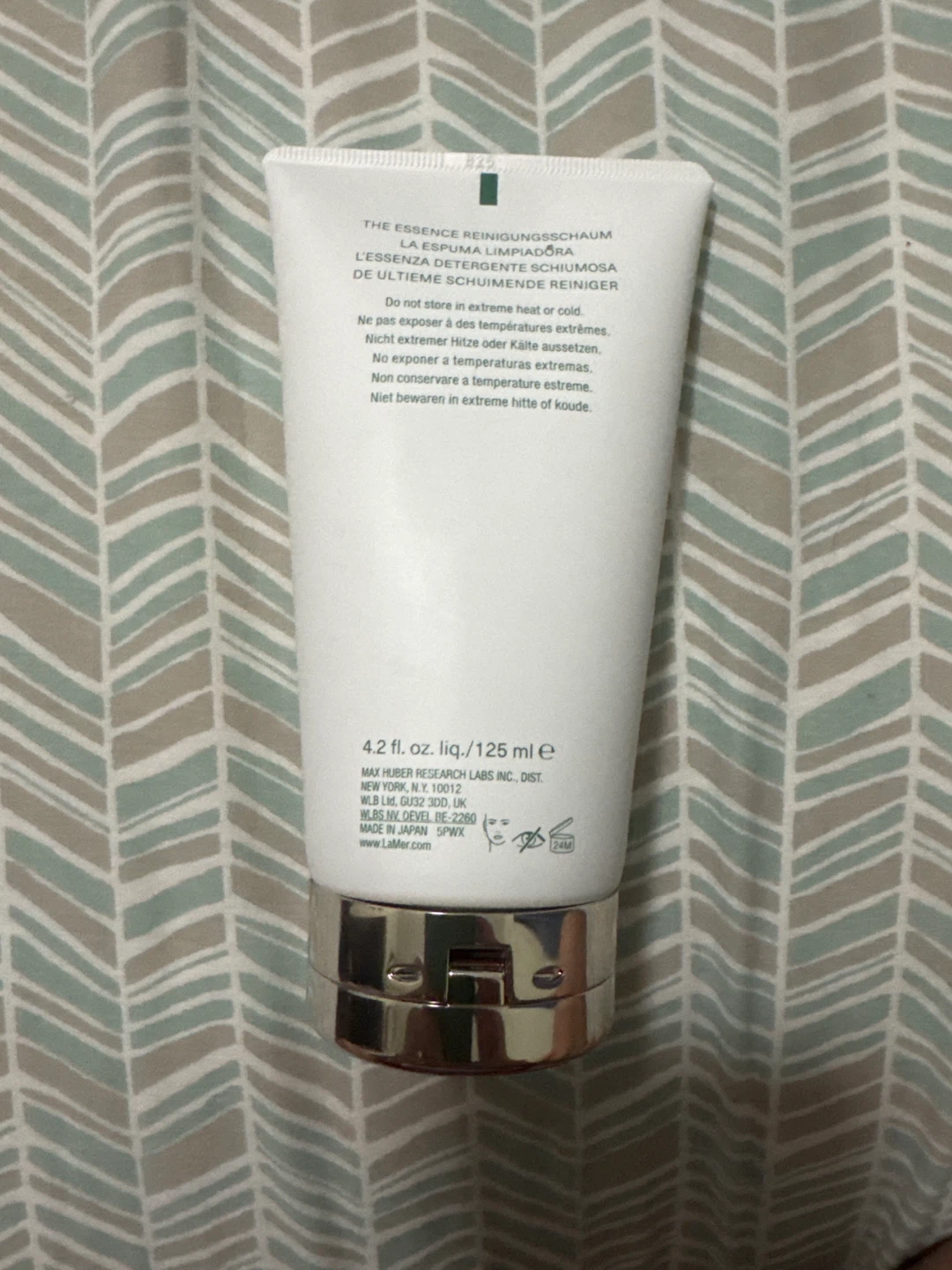 LA MER The Essence Foaming Cleanser 4.2 fl. oz. - photo 2