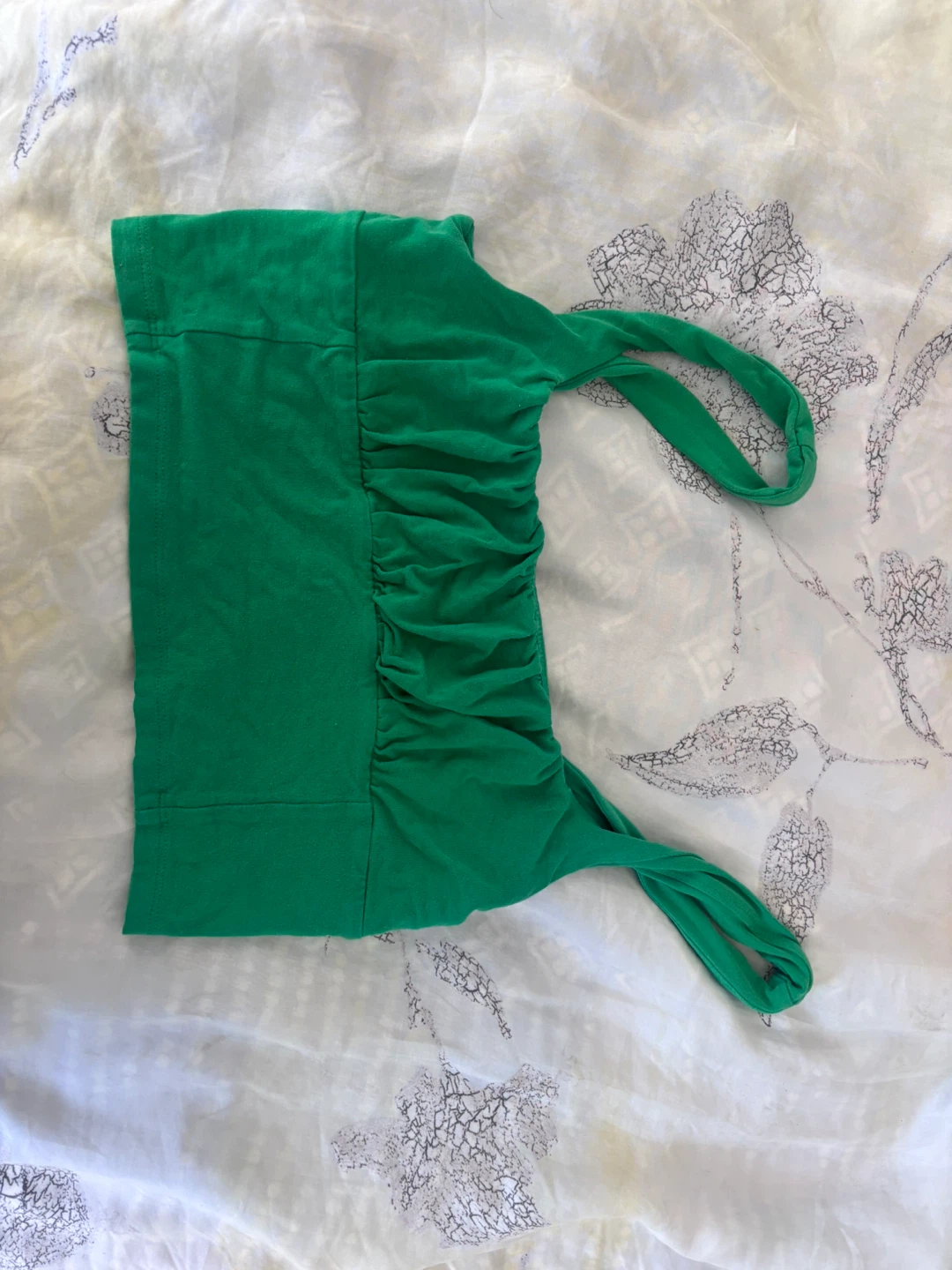 Wilfred Free/ Aritzia Green Ruched Crop Top