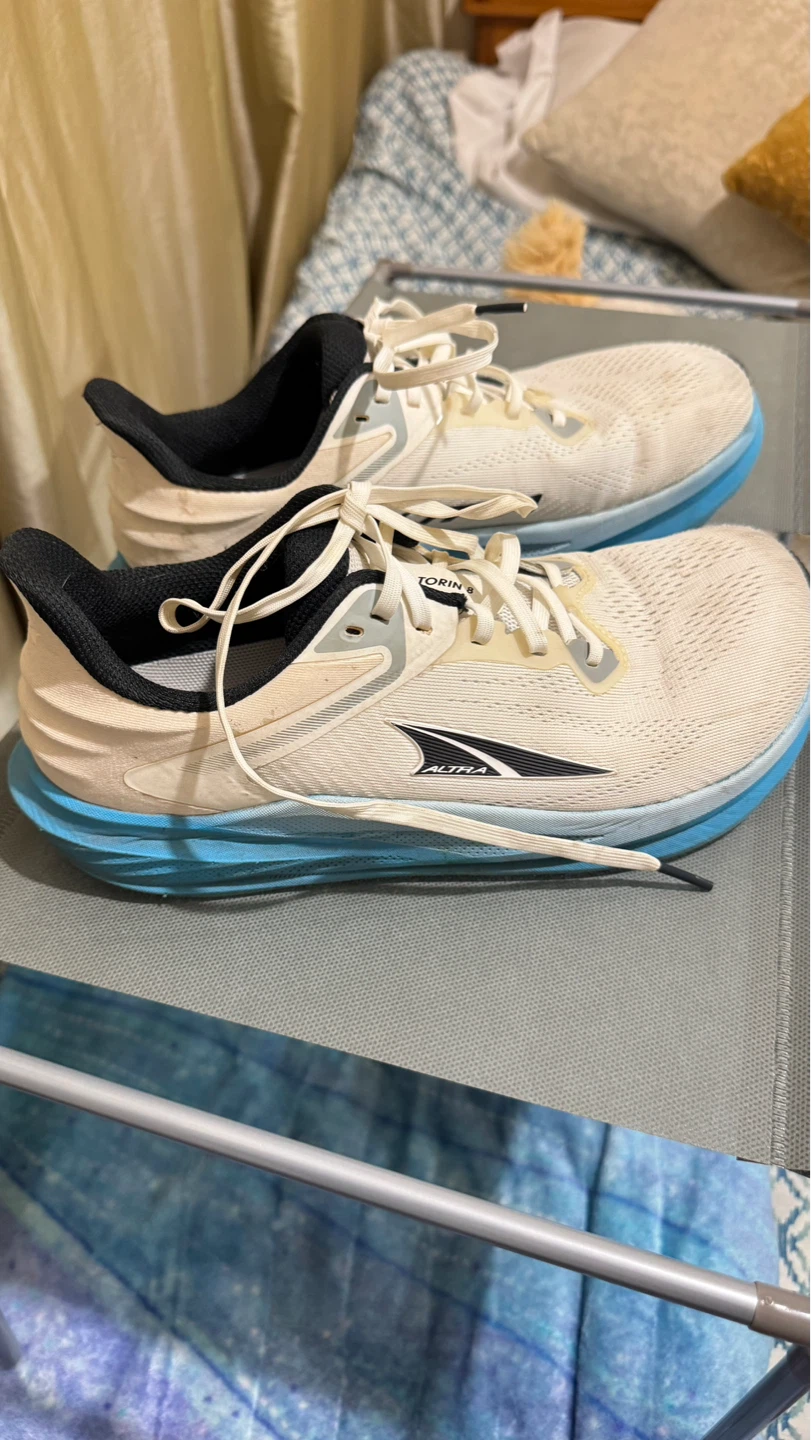 Altra Running Shoes US 7.5 ⚽️