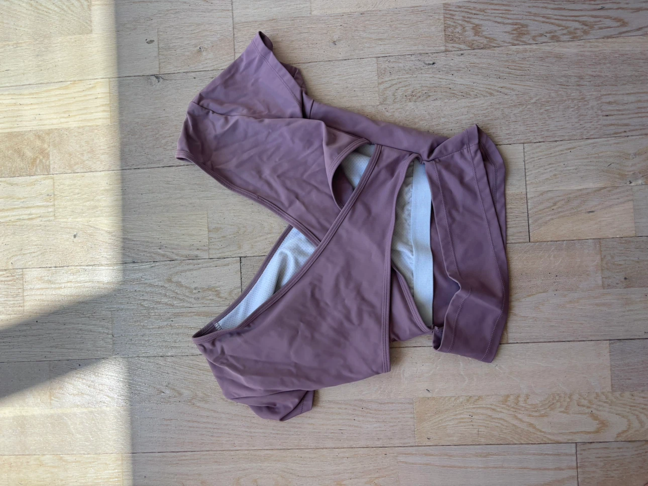 Mauve V‑Neck Tee - photo 2