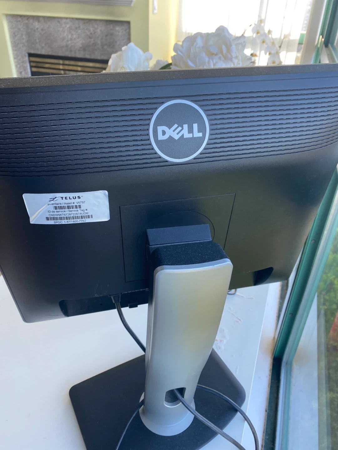 Dell LCD Monitor - photo 2