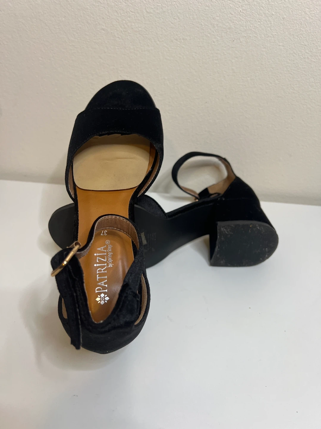 Patrizia by Spring Step Black heels Velvet Size 37 - photo 3