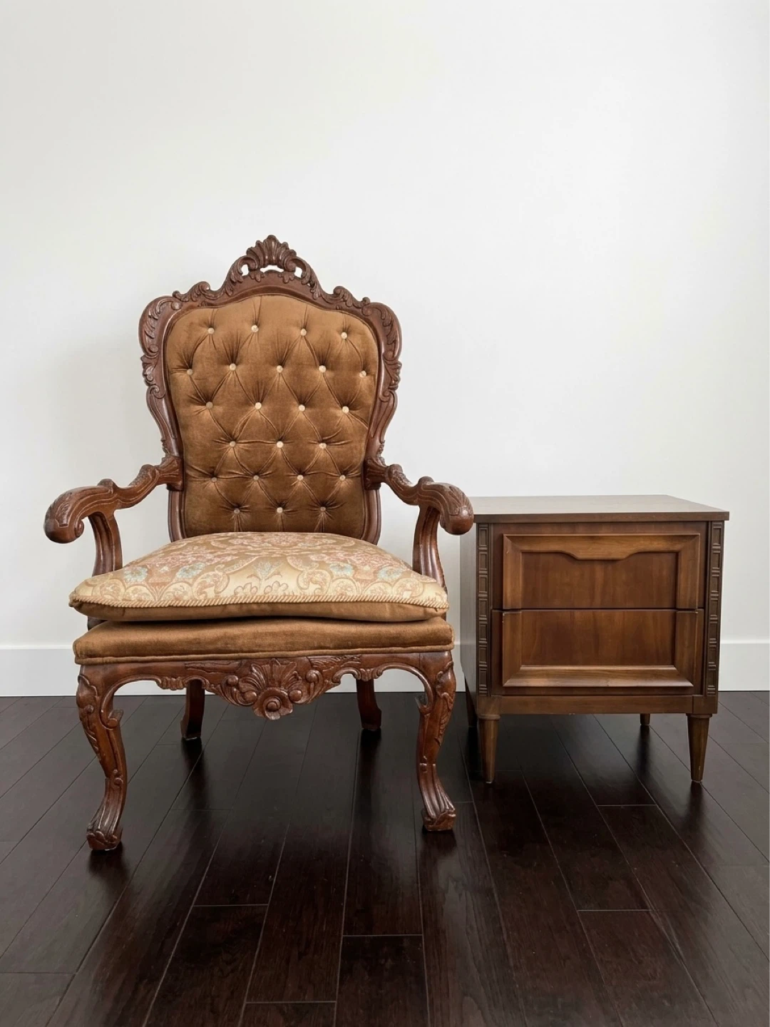 Vintage French Chairs & Mid-Century End Table Set - photo 3
