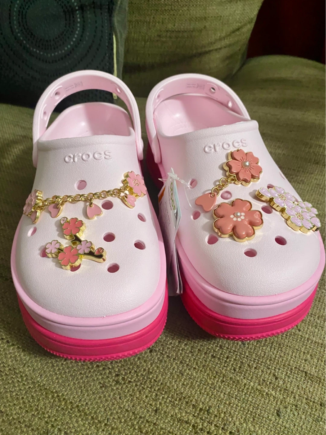 Crocs Classic Stacked Clogs Pink Cherry Blossom Charms - photo 2